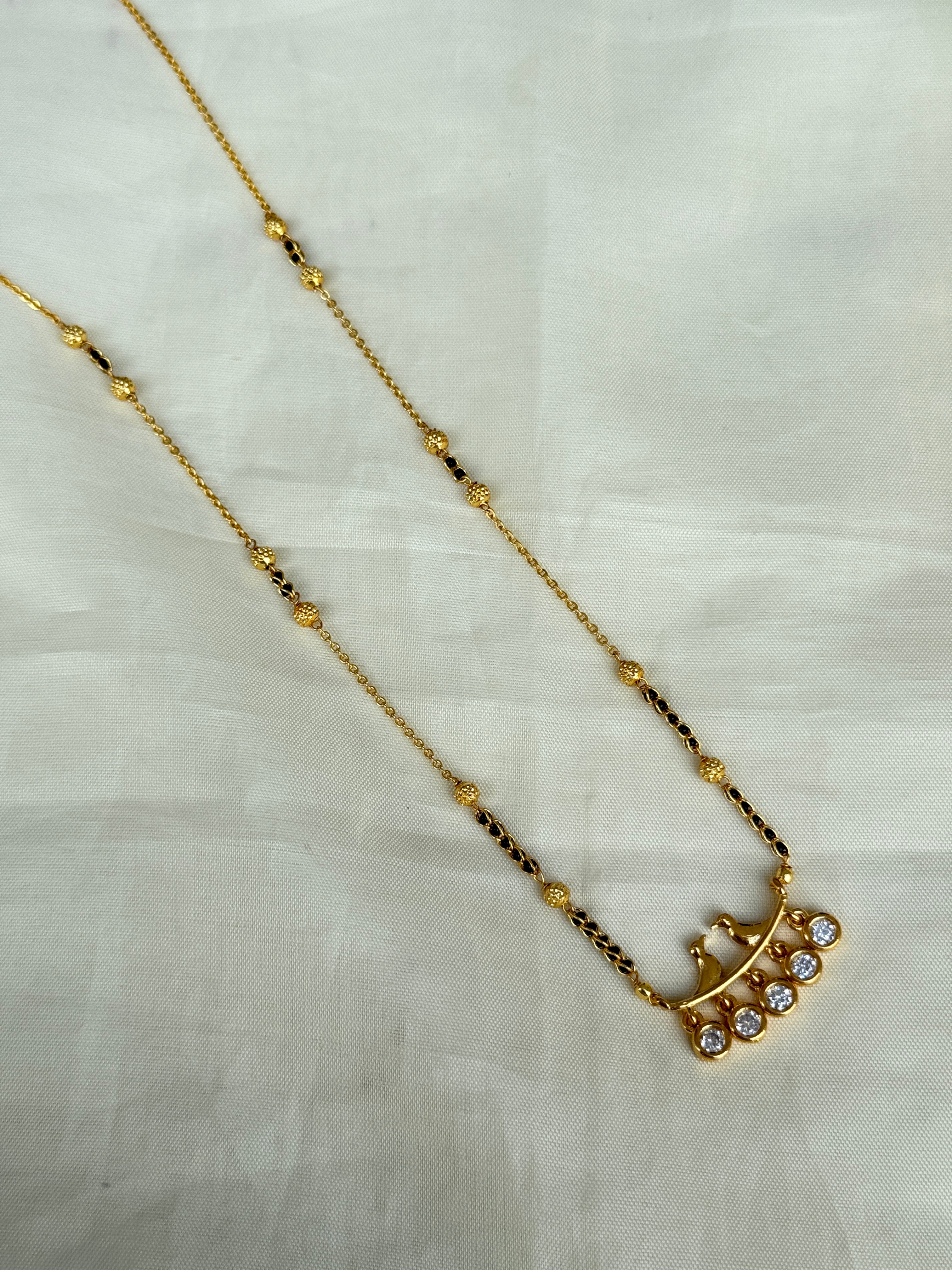 Bb019 dual parrot 16inches blackbeads