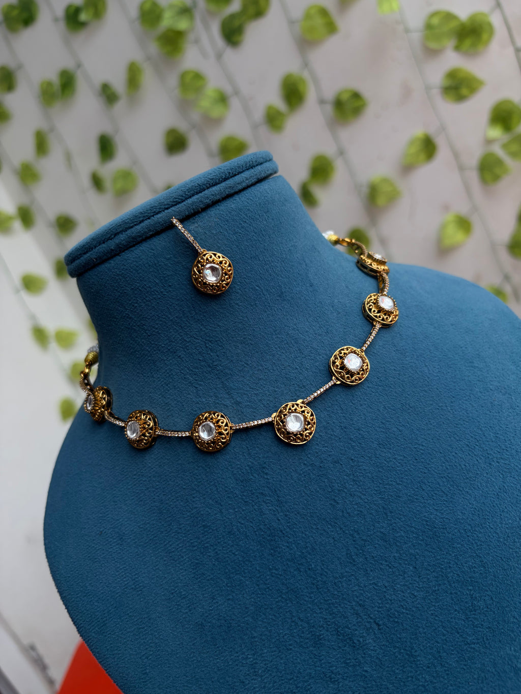 Ns914 cz white stones short neckset with earrings