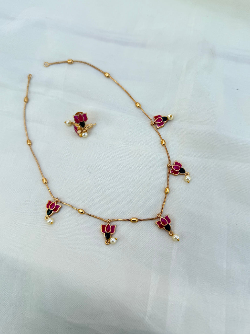 Ns0018 simple lotus Neckset with earrings