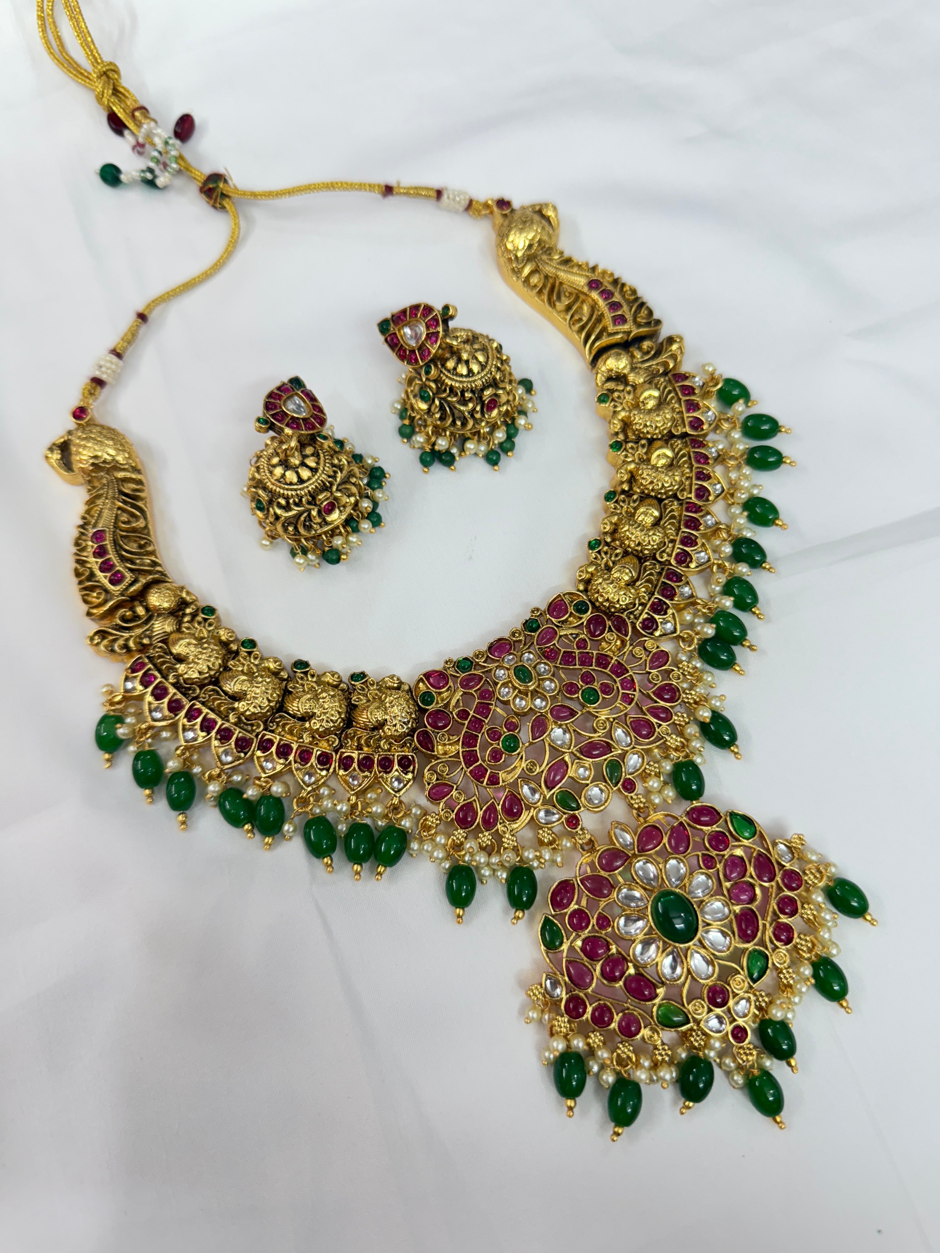 Heavy nakshi Kemp neckset with earrings Ns001
