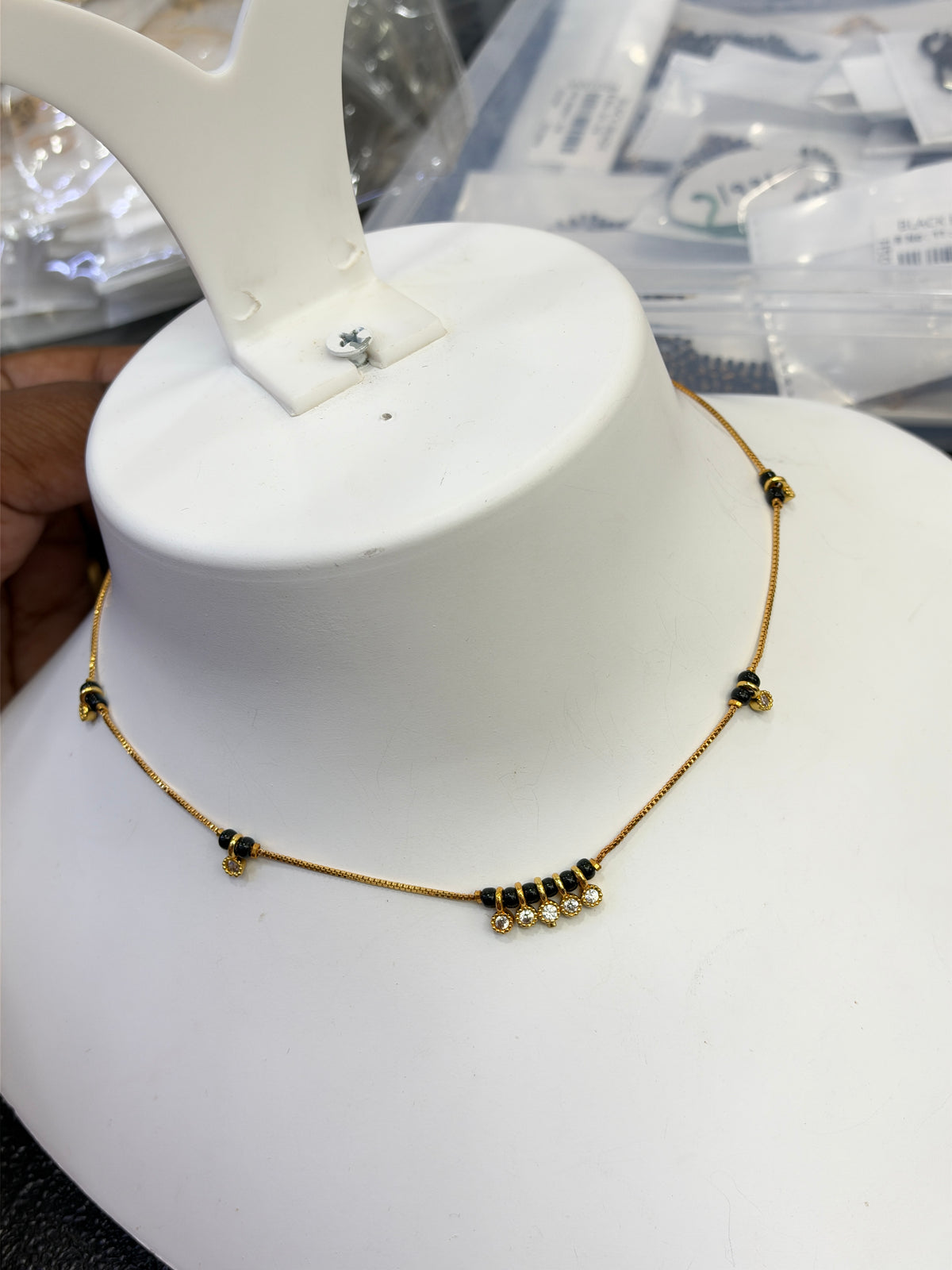 Bb428 18inches single line blackbeads