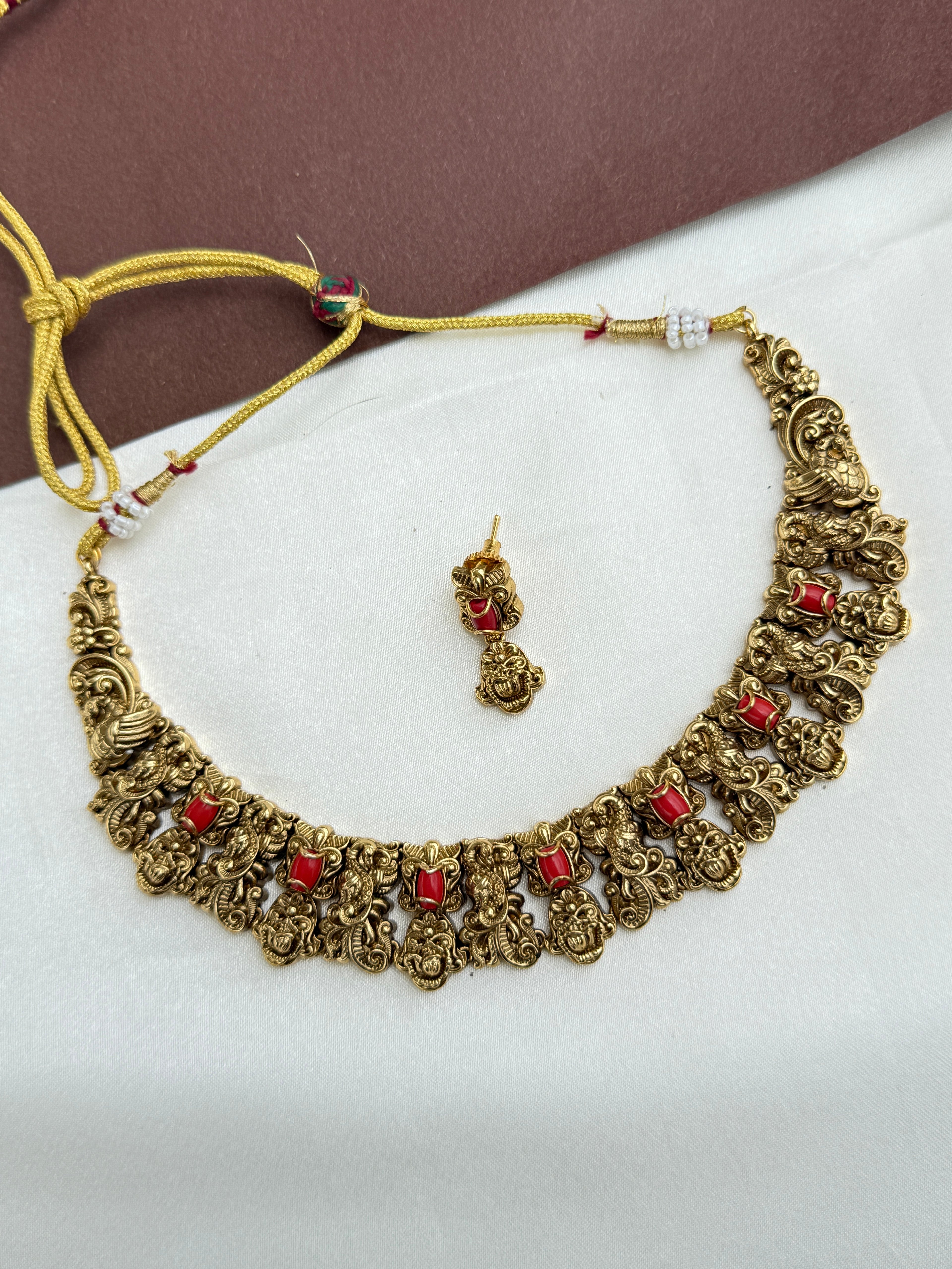 NS418 Nakshi corals Neckset with earrings