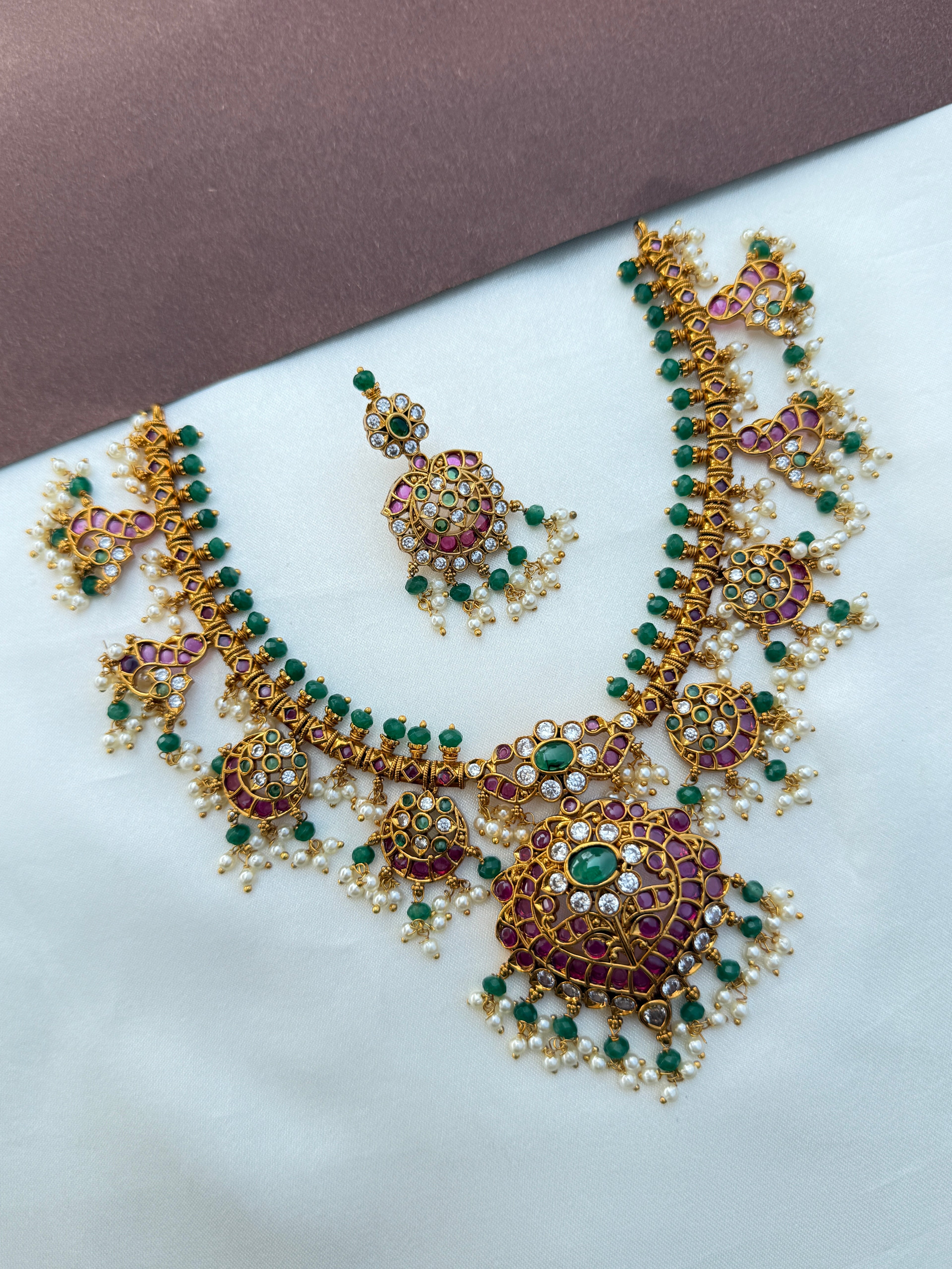 Ns589 guttapusalu kemp neckset