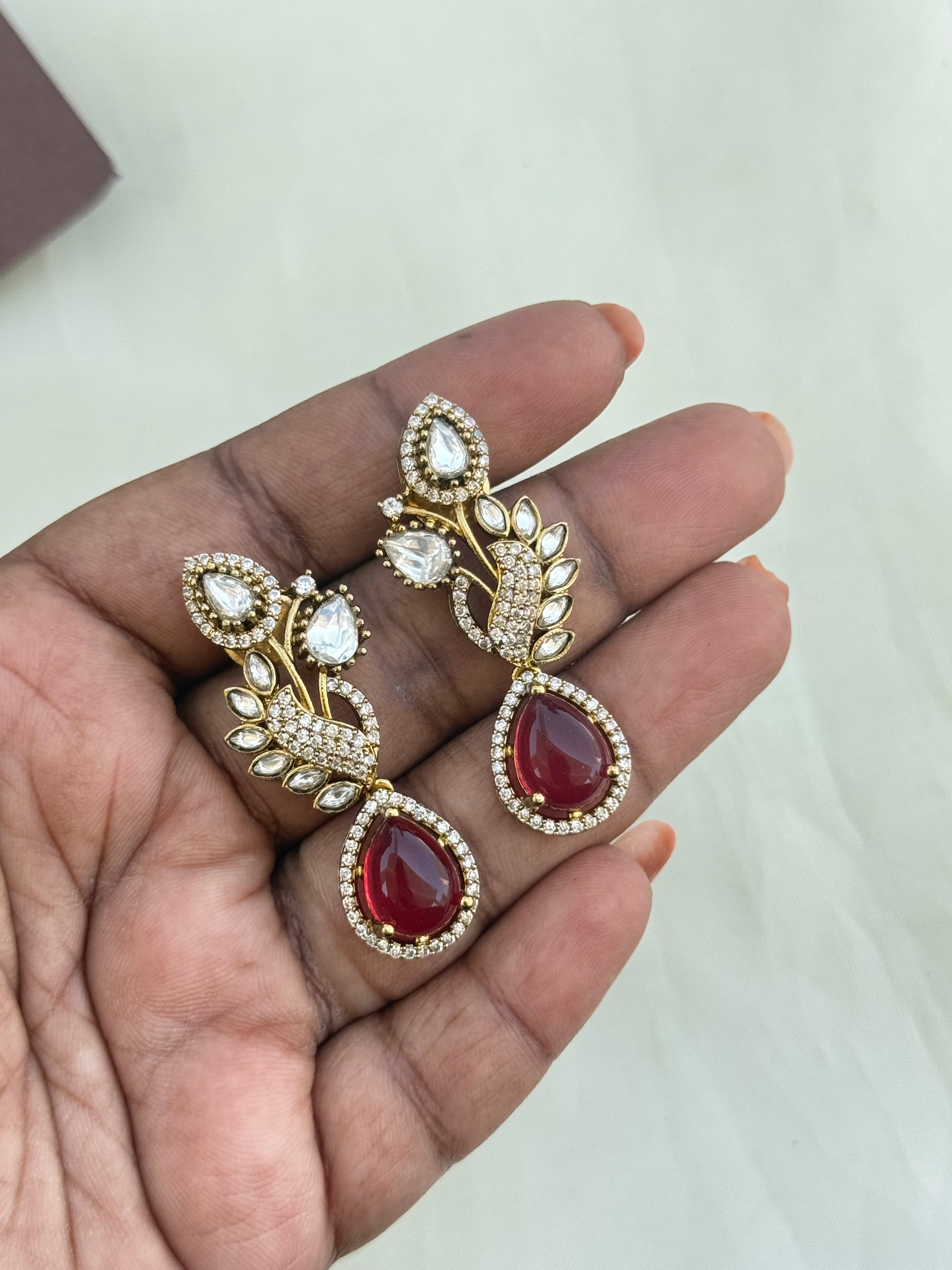 Er2053 victorian western Earrings