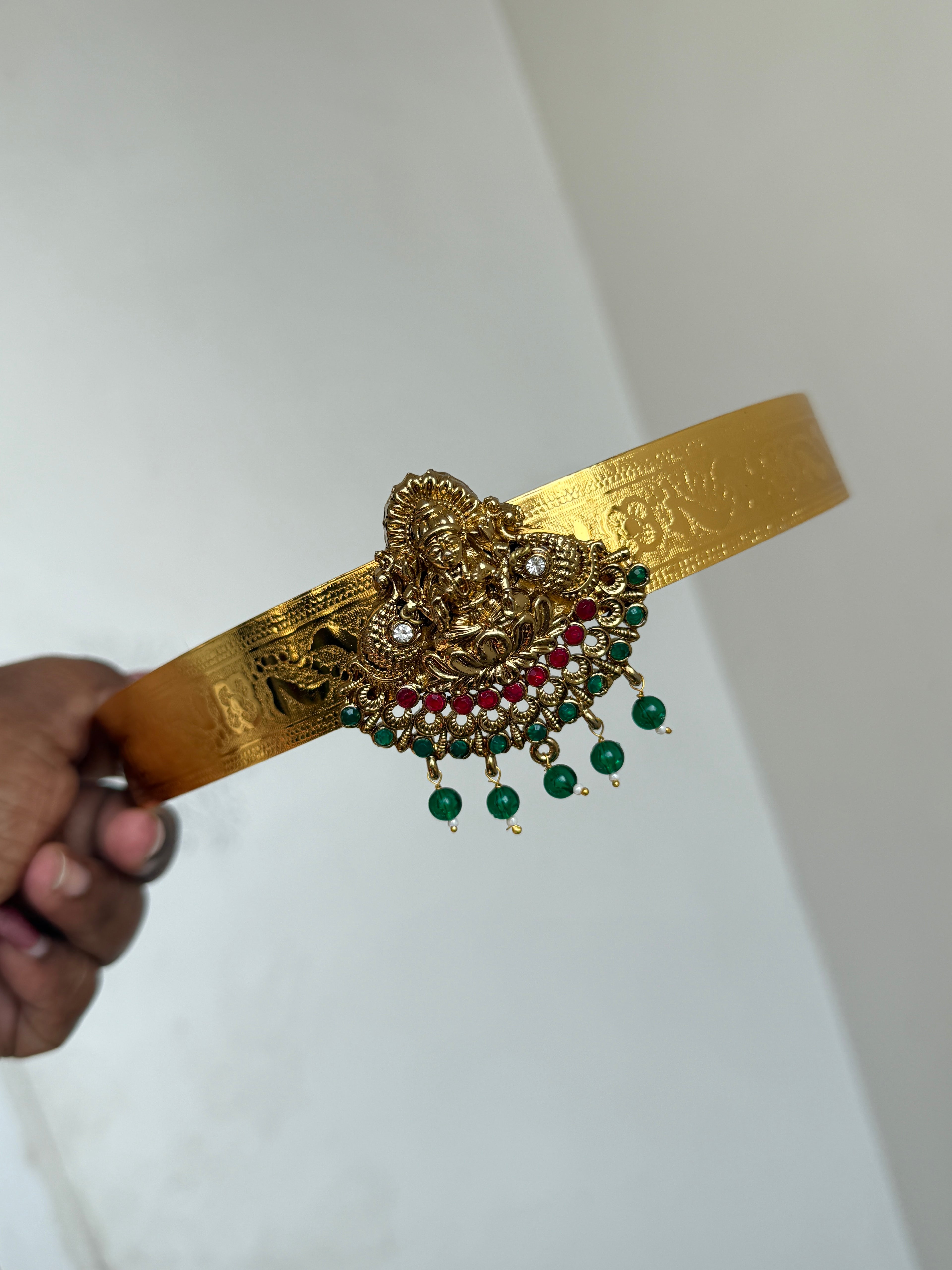 Hb628 lakshmidevi kids hipbelt with gold and green beads