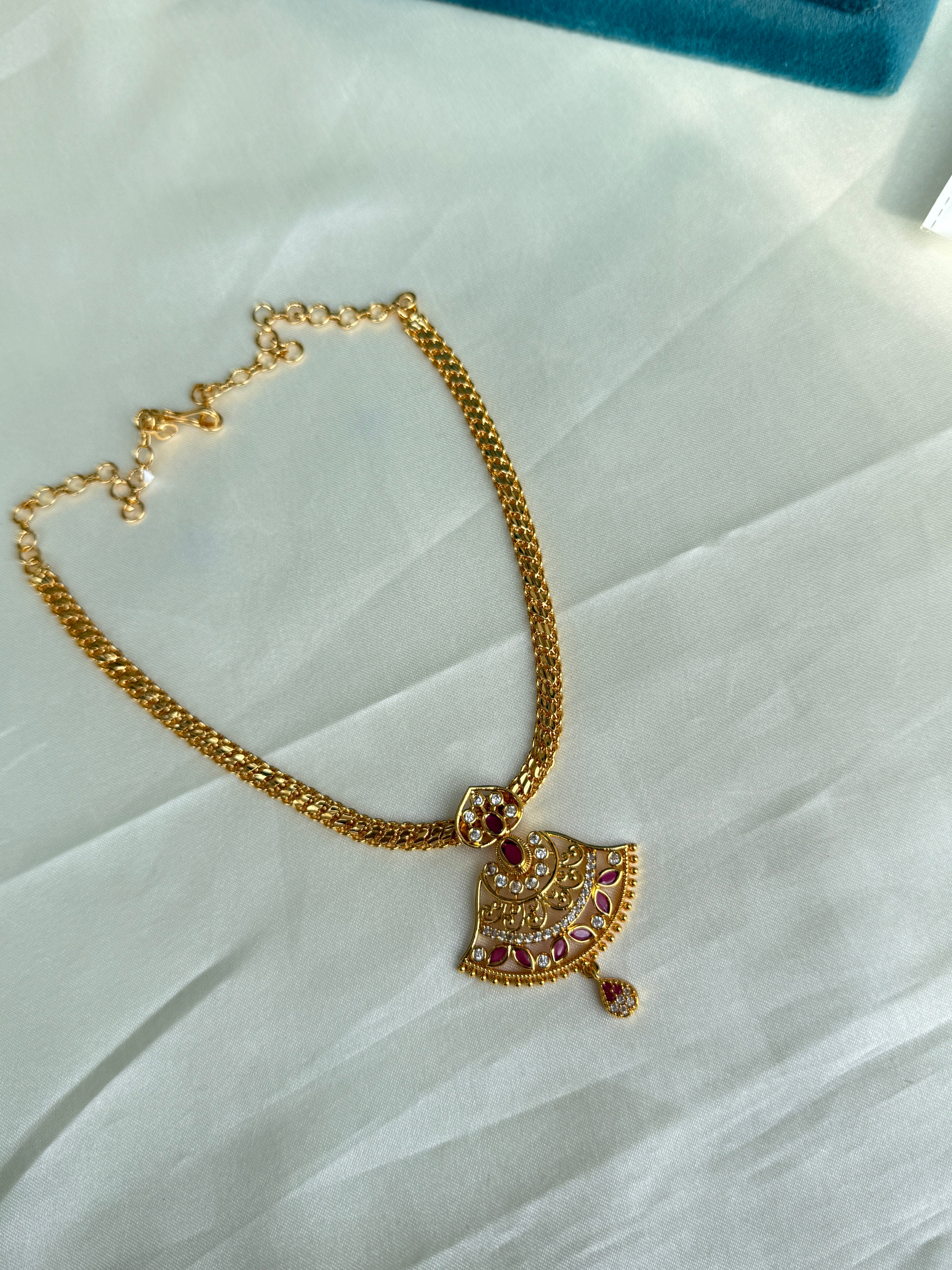 Ns537 gold small neckset