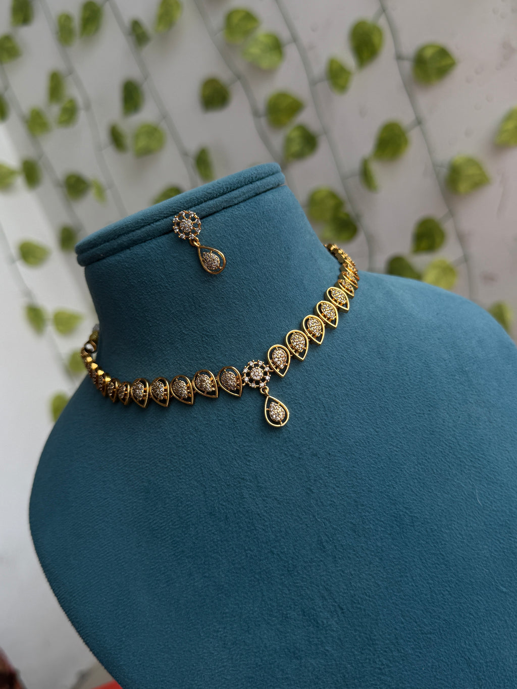 Ns887  short neckset with drop earrings