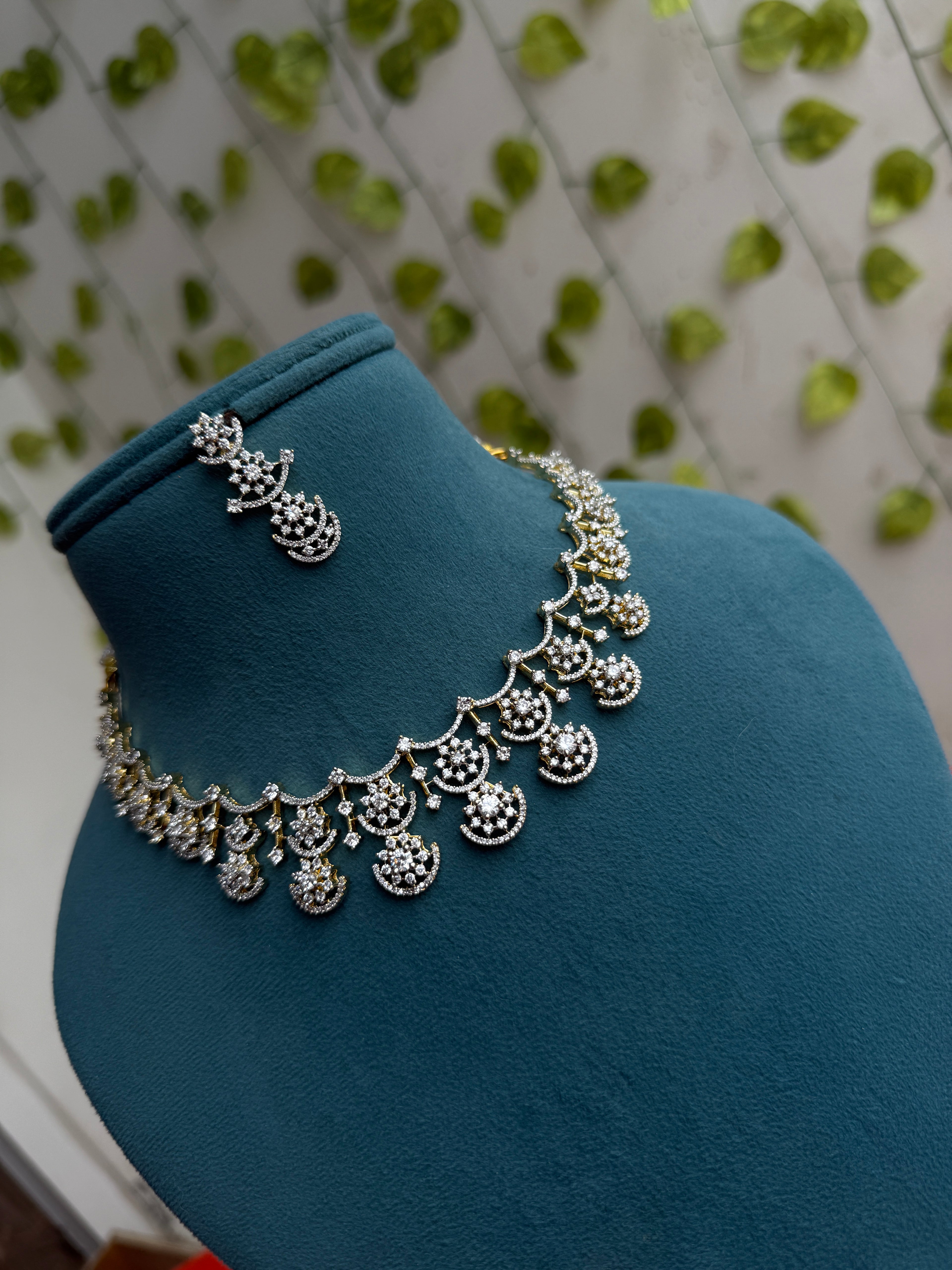 Elegant diamond  finish floral choker Neckset with earrings ns989