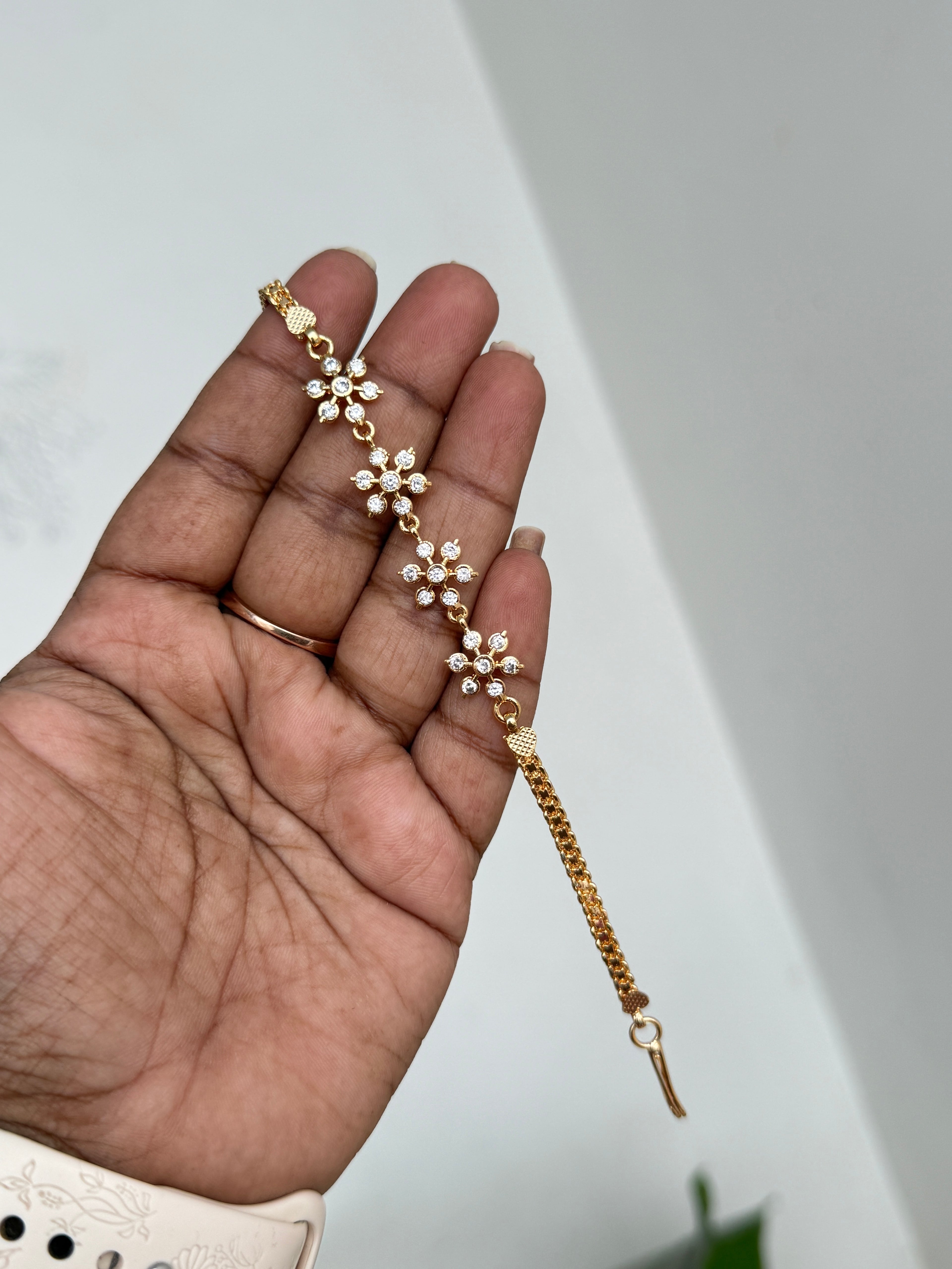 Br532 4 flowers panchaloham bracelet for 2-8&2-10 size