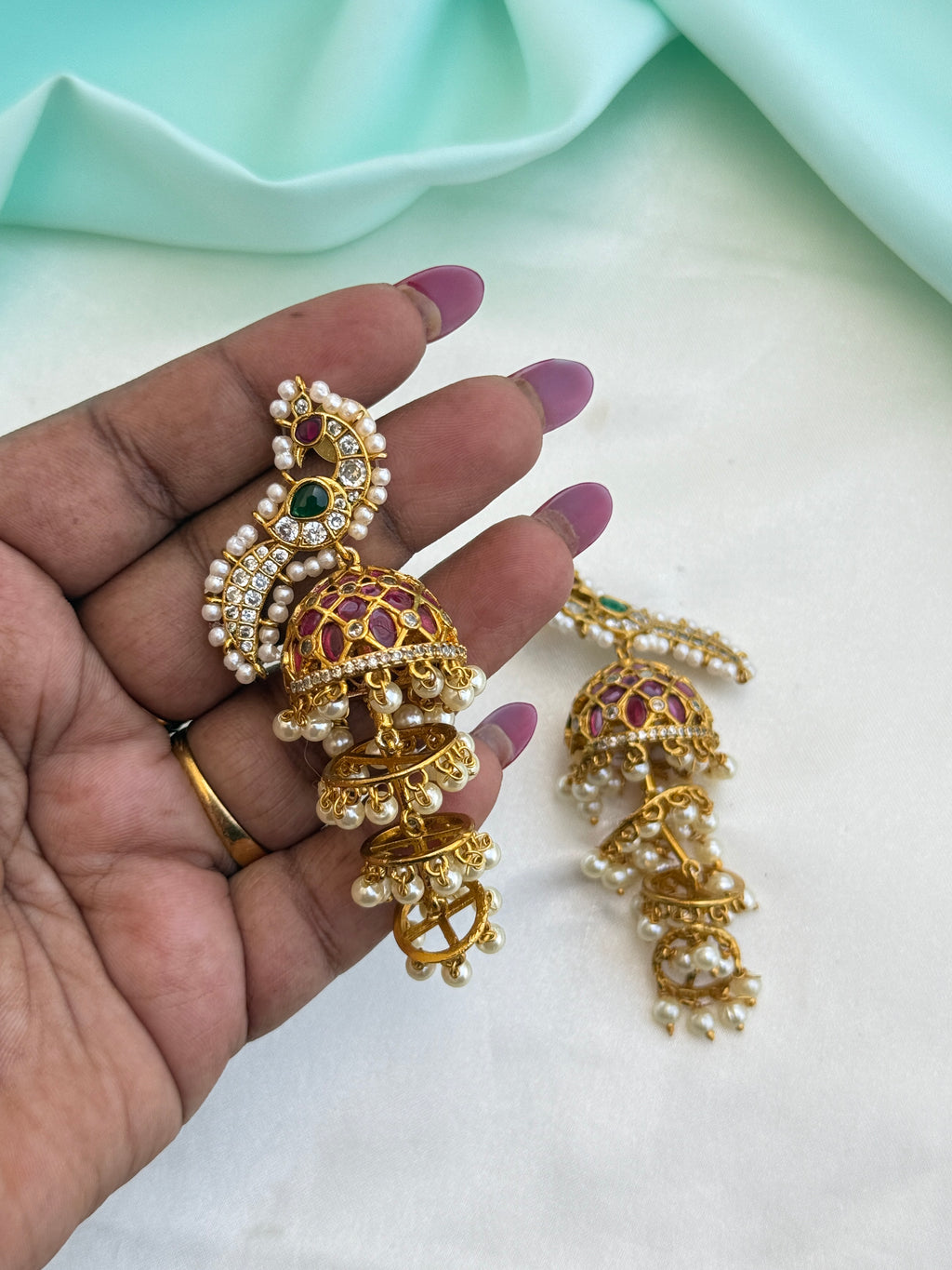 Er252 Kemp peacock pearl spiral butta earrings