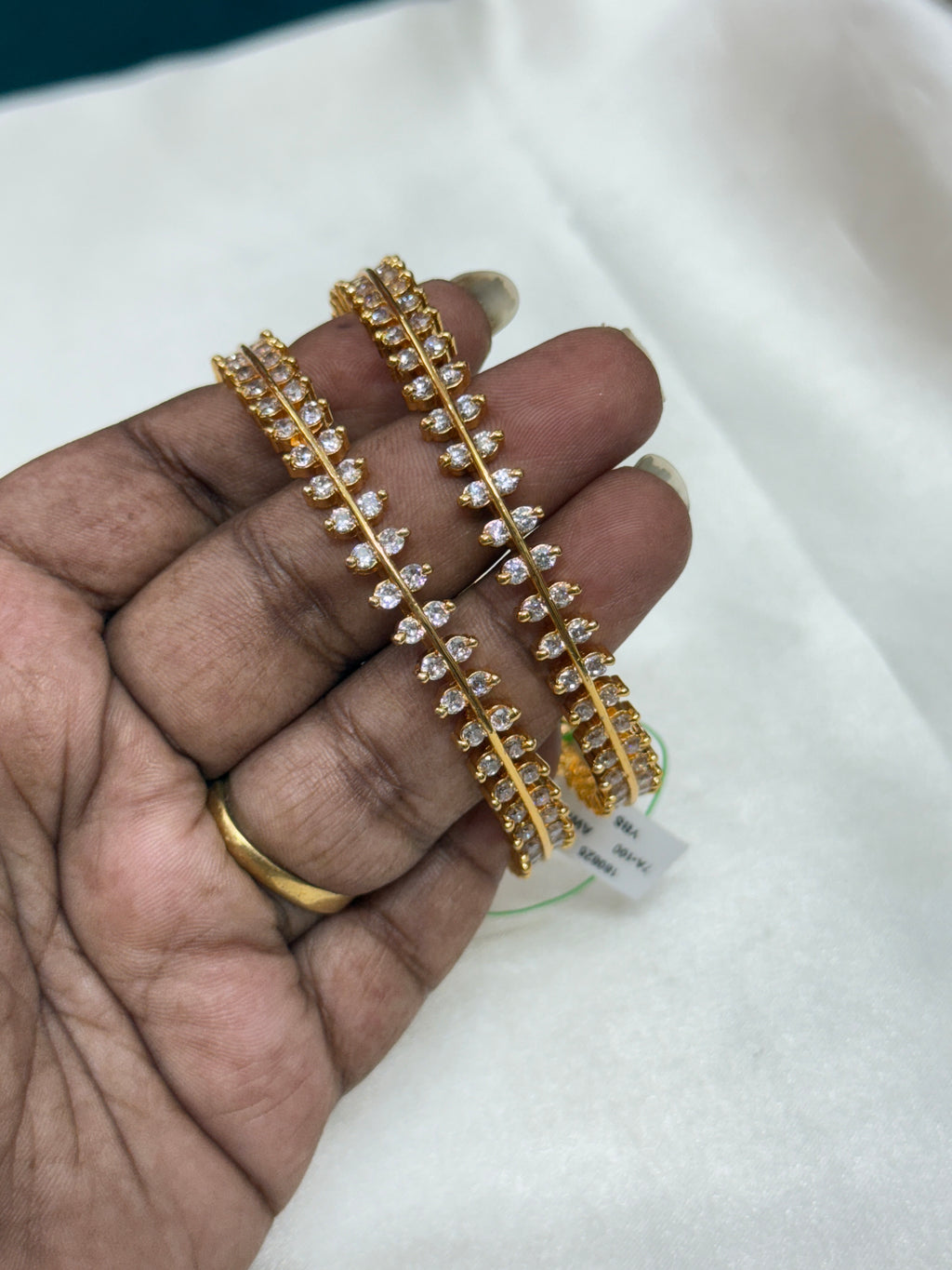 Sb137 diamond replica bangles