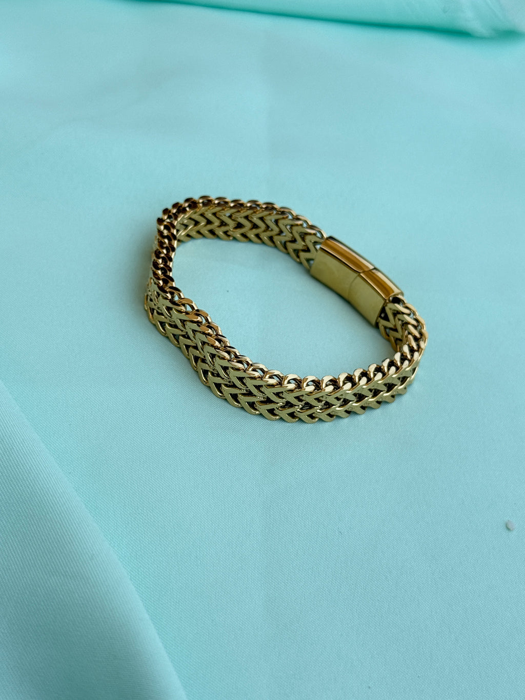Mn018 mens adjustable anti tarnish bracelet suits for 2.6 to 2.8 size