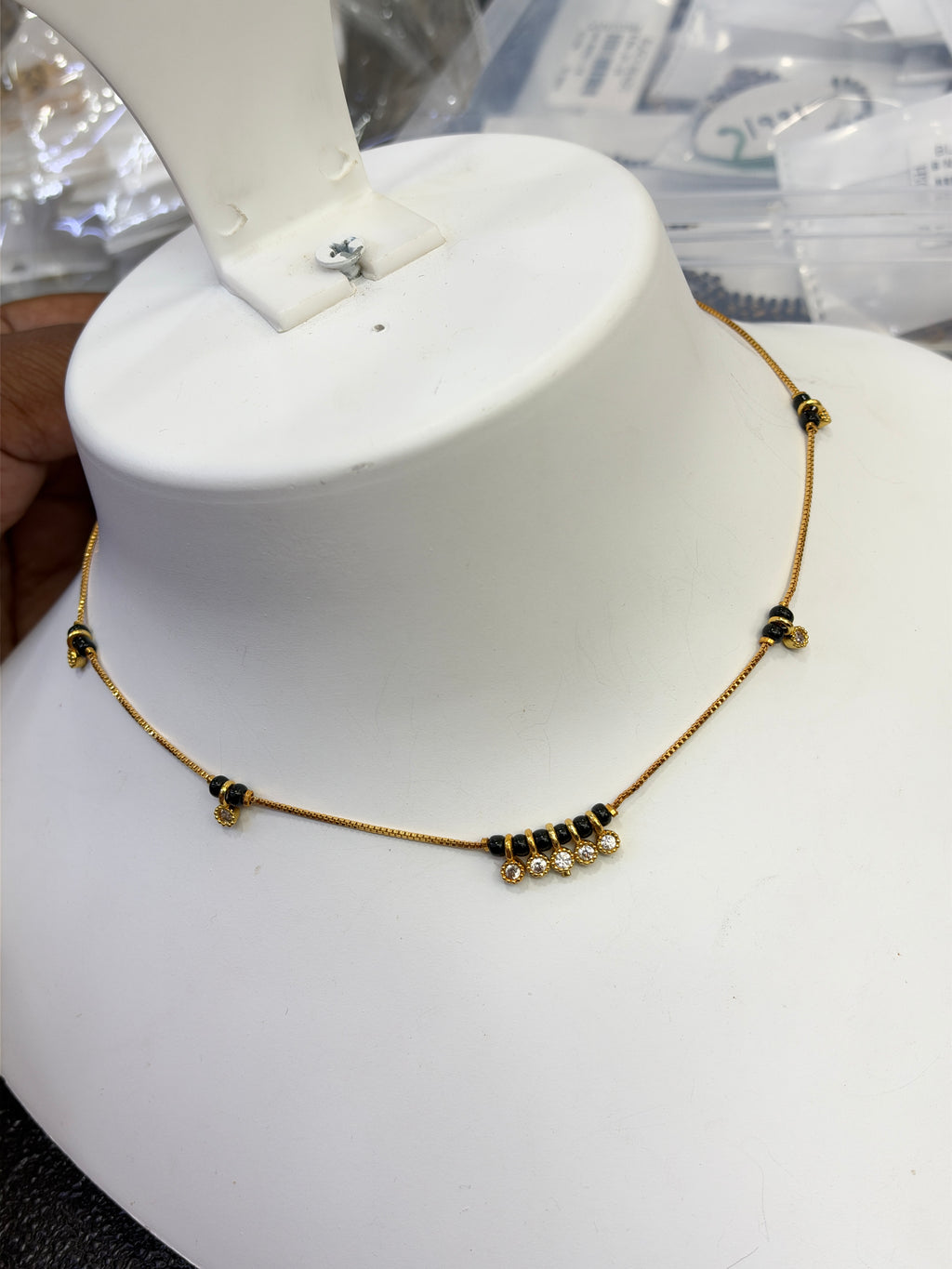 Bb428 18inches single line blackbeads