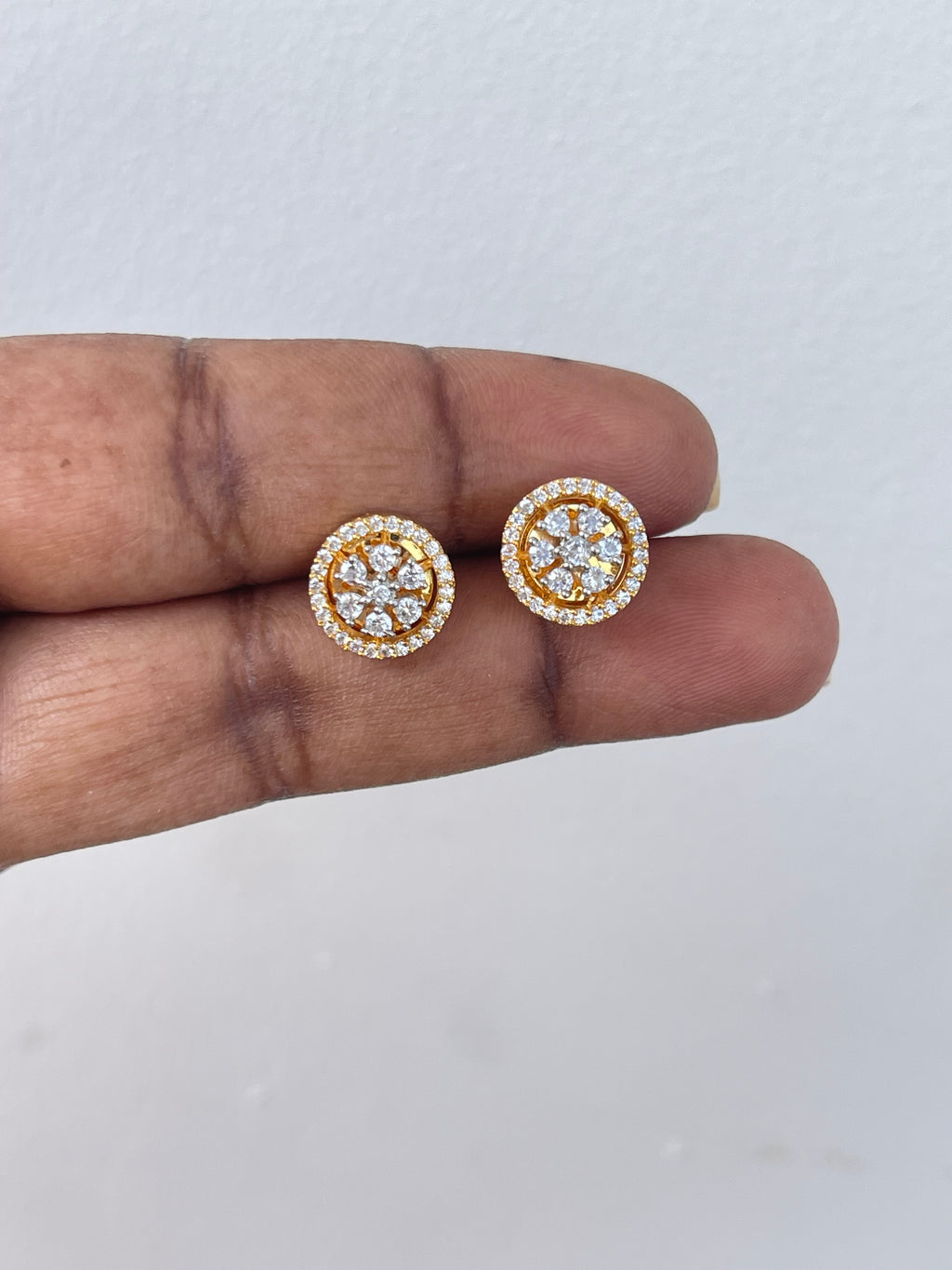 Single line blackbeads with diamond pendant and earrings (mangalsutra)