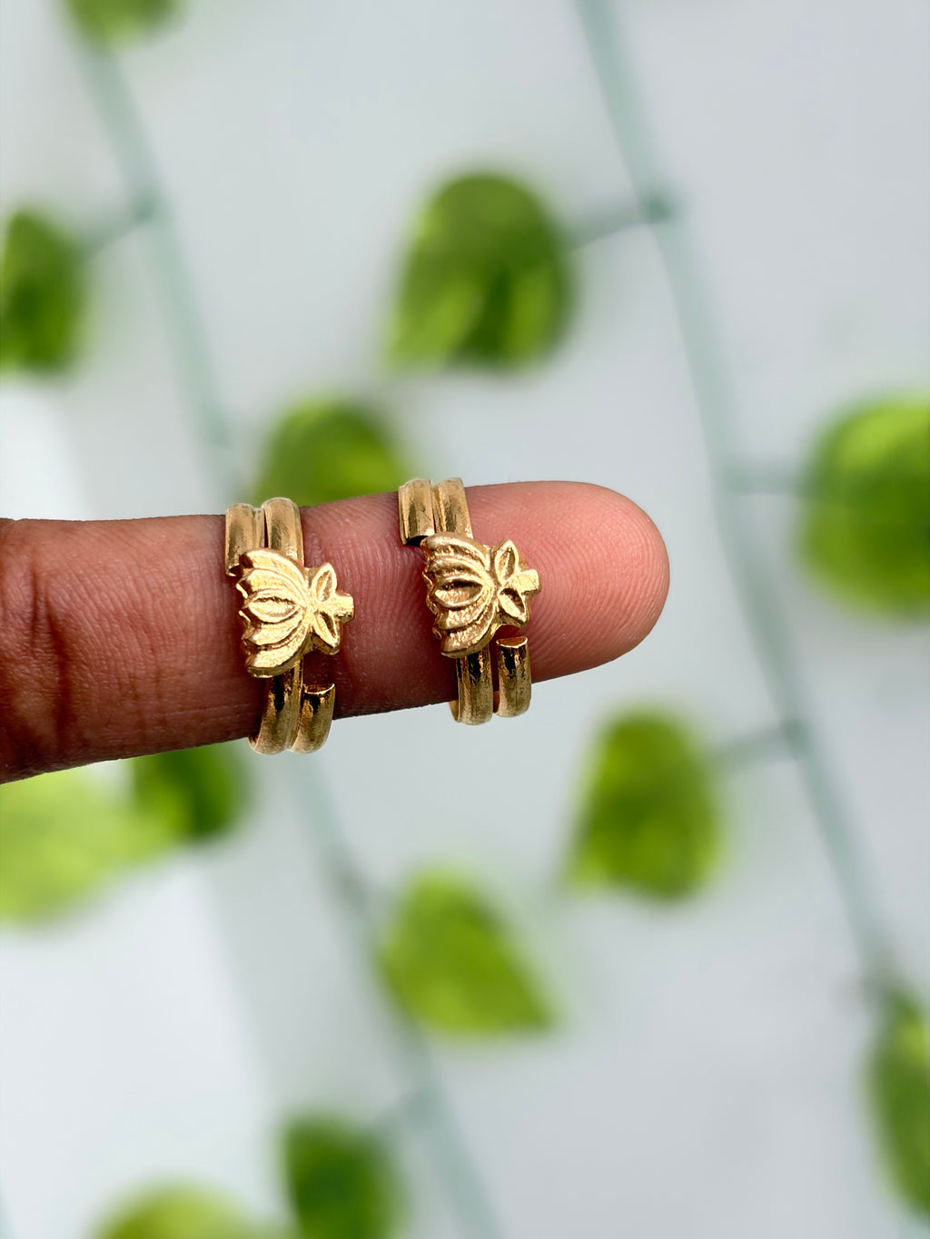 Panchaloham polished lotus design toe rings Tr016