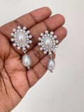 Oval Pearl hanging earrings