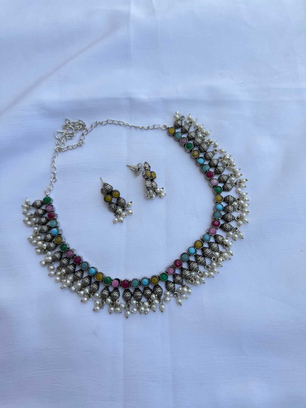 Ox100 multi pearl Oxidised neckset