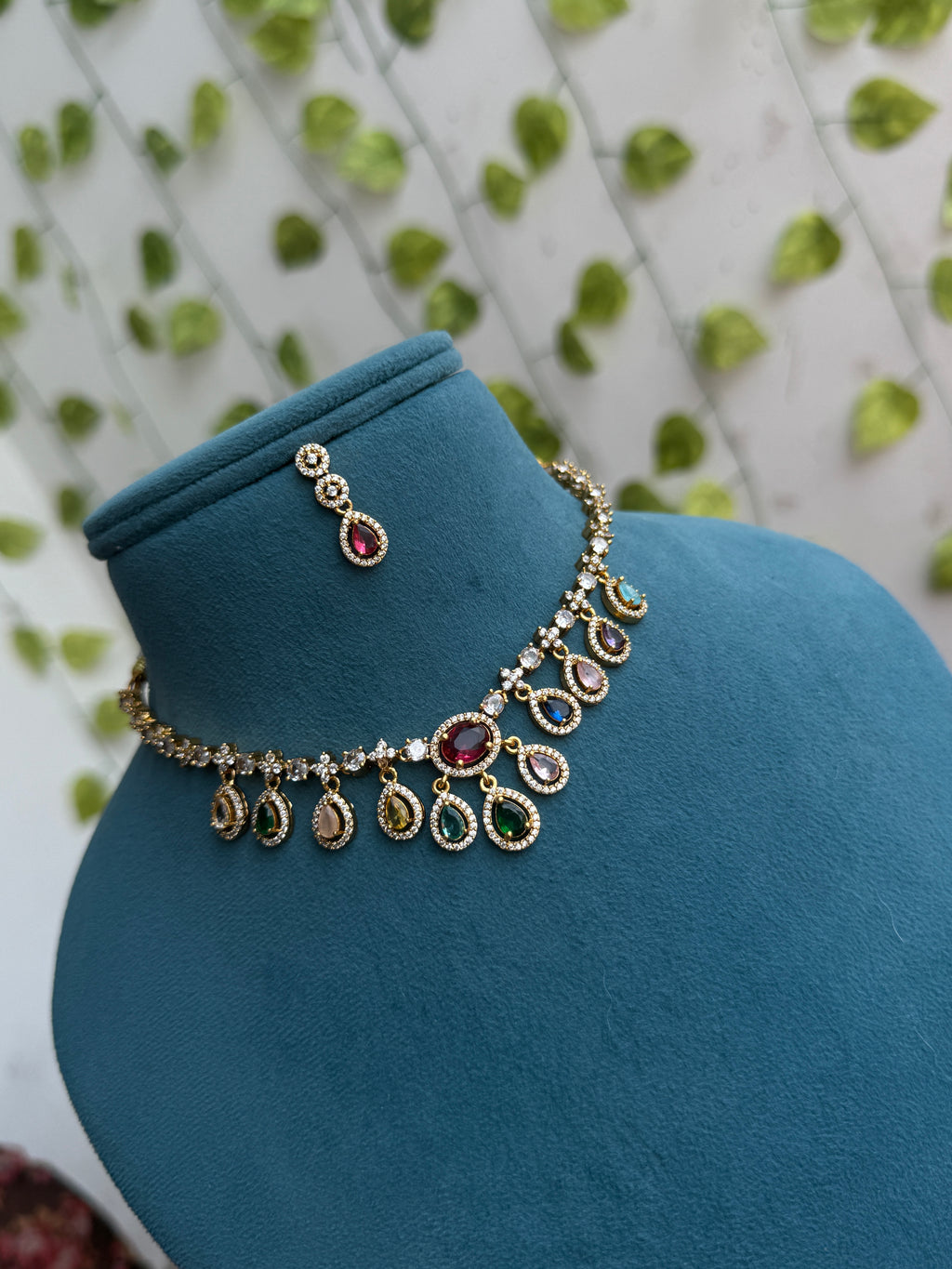 Ns876  multi short neckset with  drop earrings