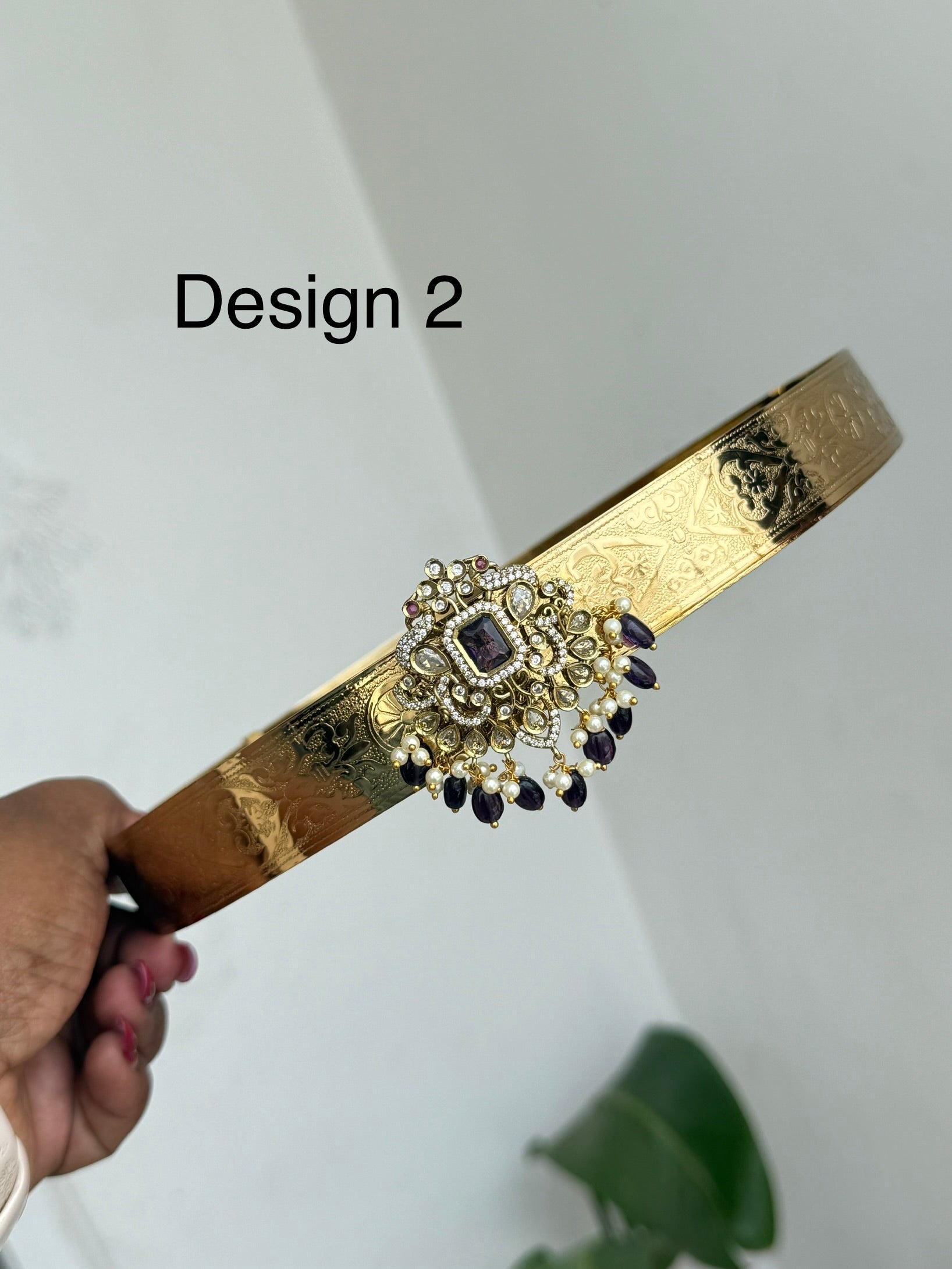 Hb646 medium size texture hipbelt with purlple beads