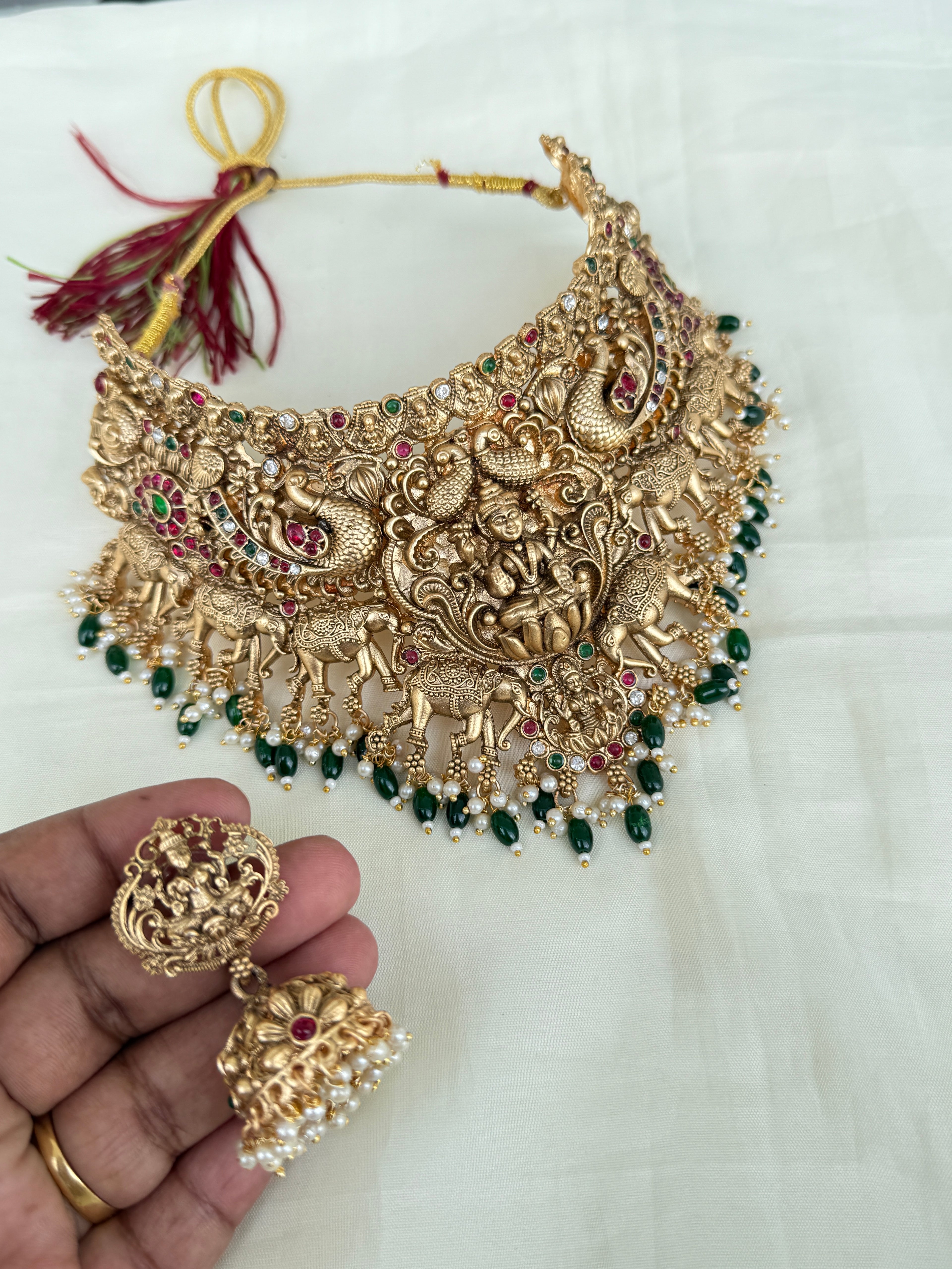 Ch008 heavy Lakshmi Devi choker with earrings