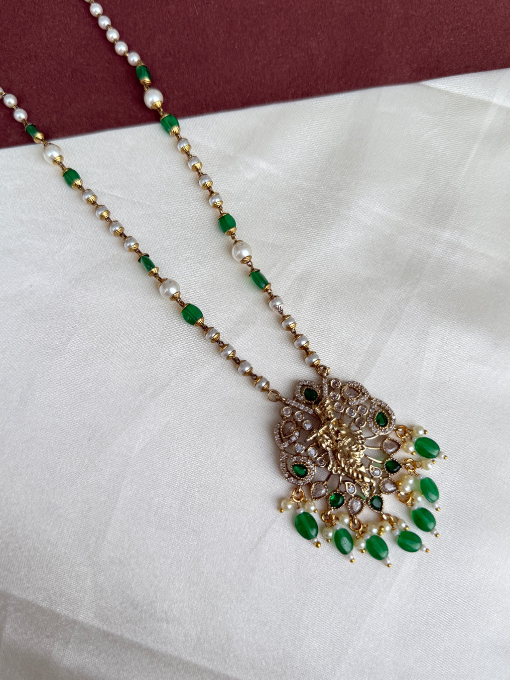 Bb0009 lord Krishna pearl chain