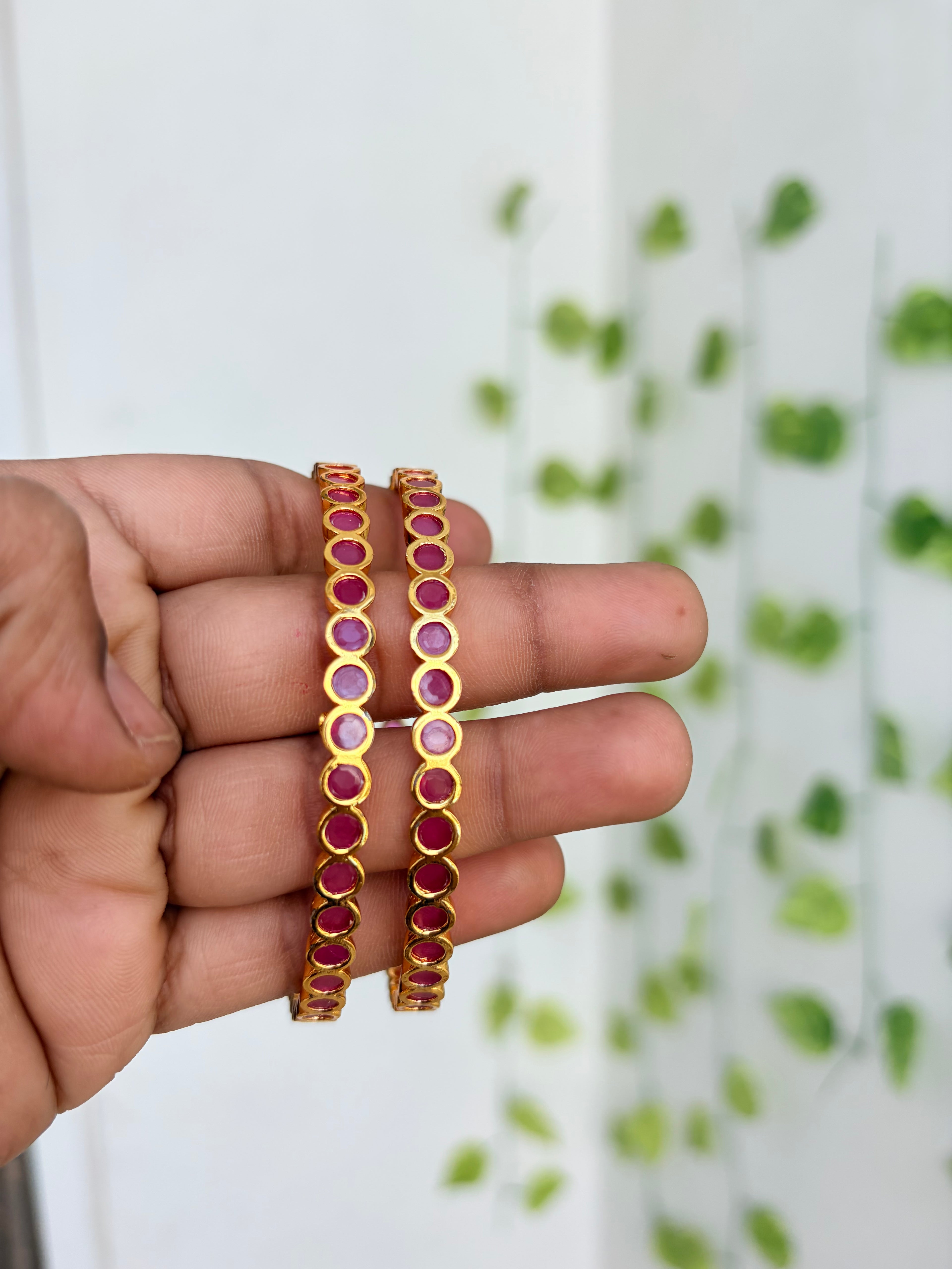 Unique pink Stone bangles sb665