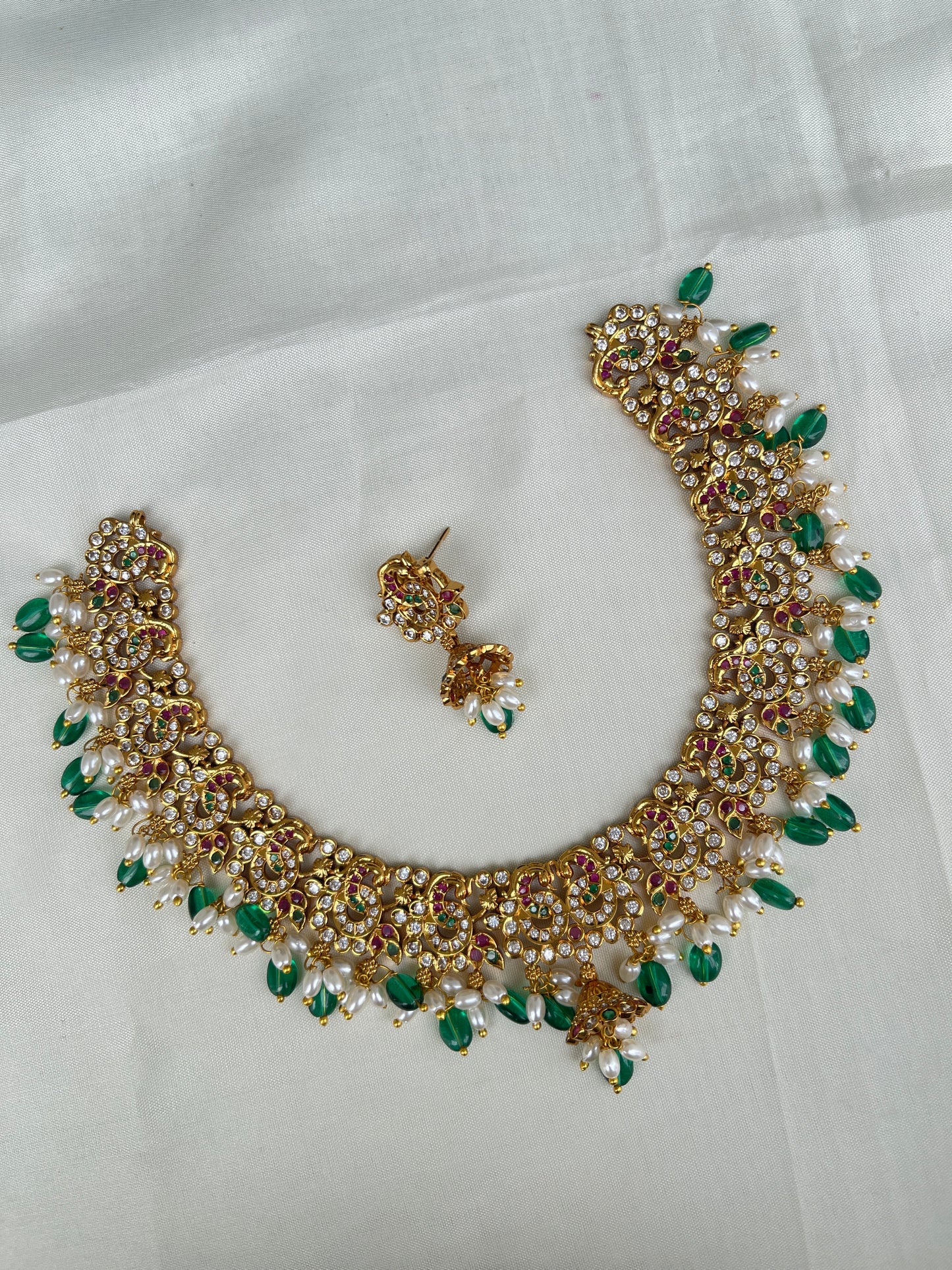 Green beads peacock neckset