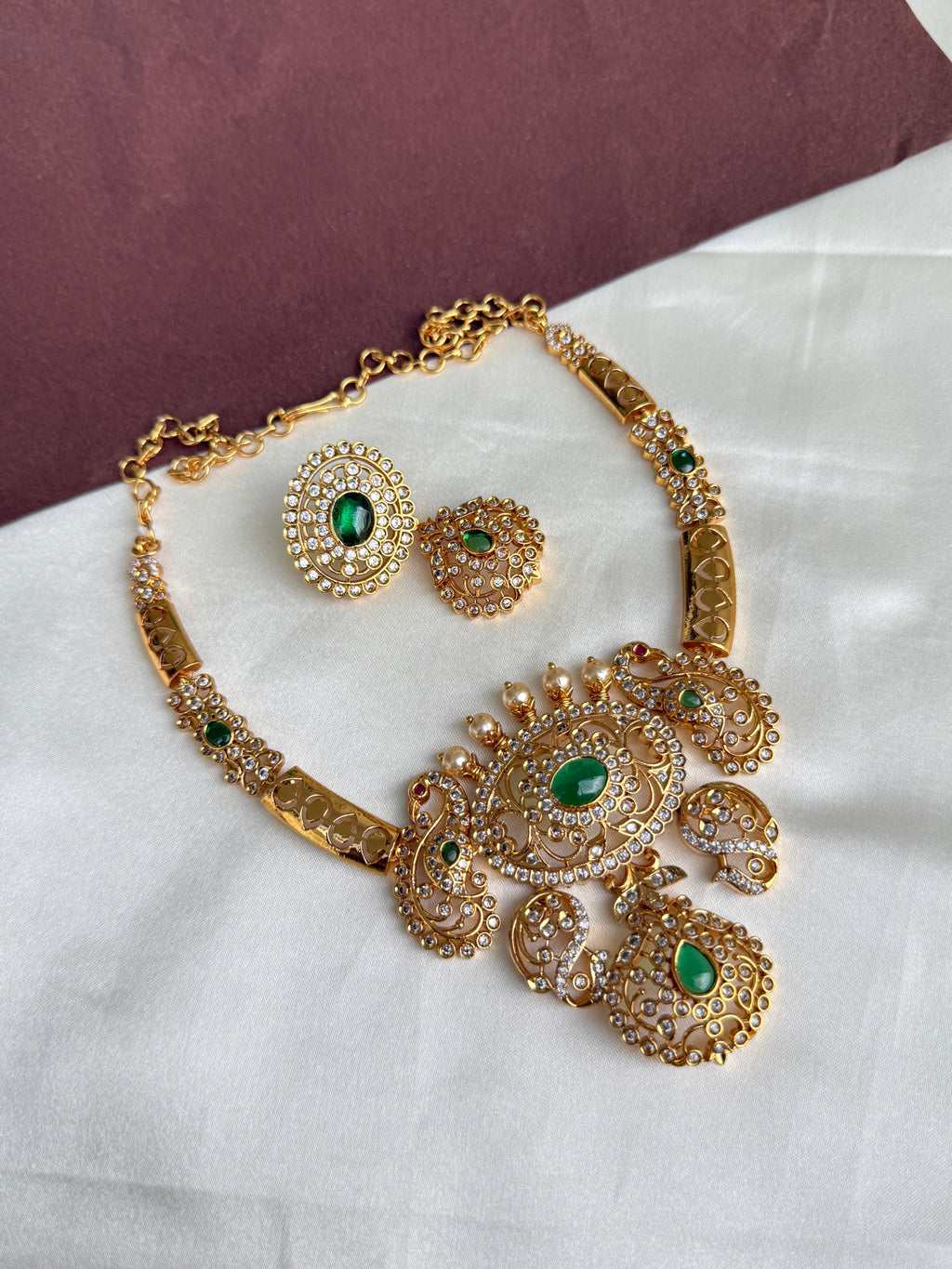 Ns341 green uncut kante neckset with earrings