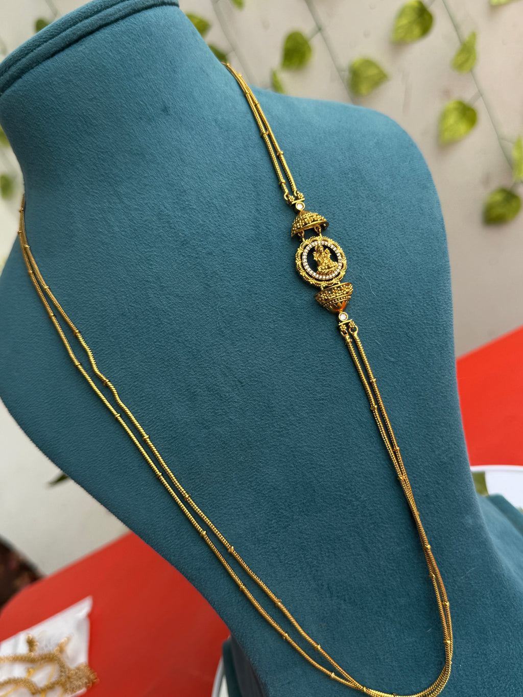 Ch5096 28 inches 2 layers Lakshmi devi pendant long chandraharam