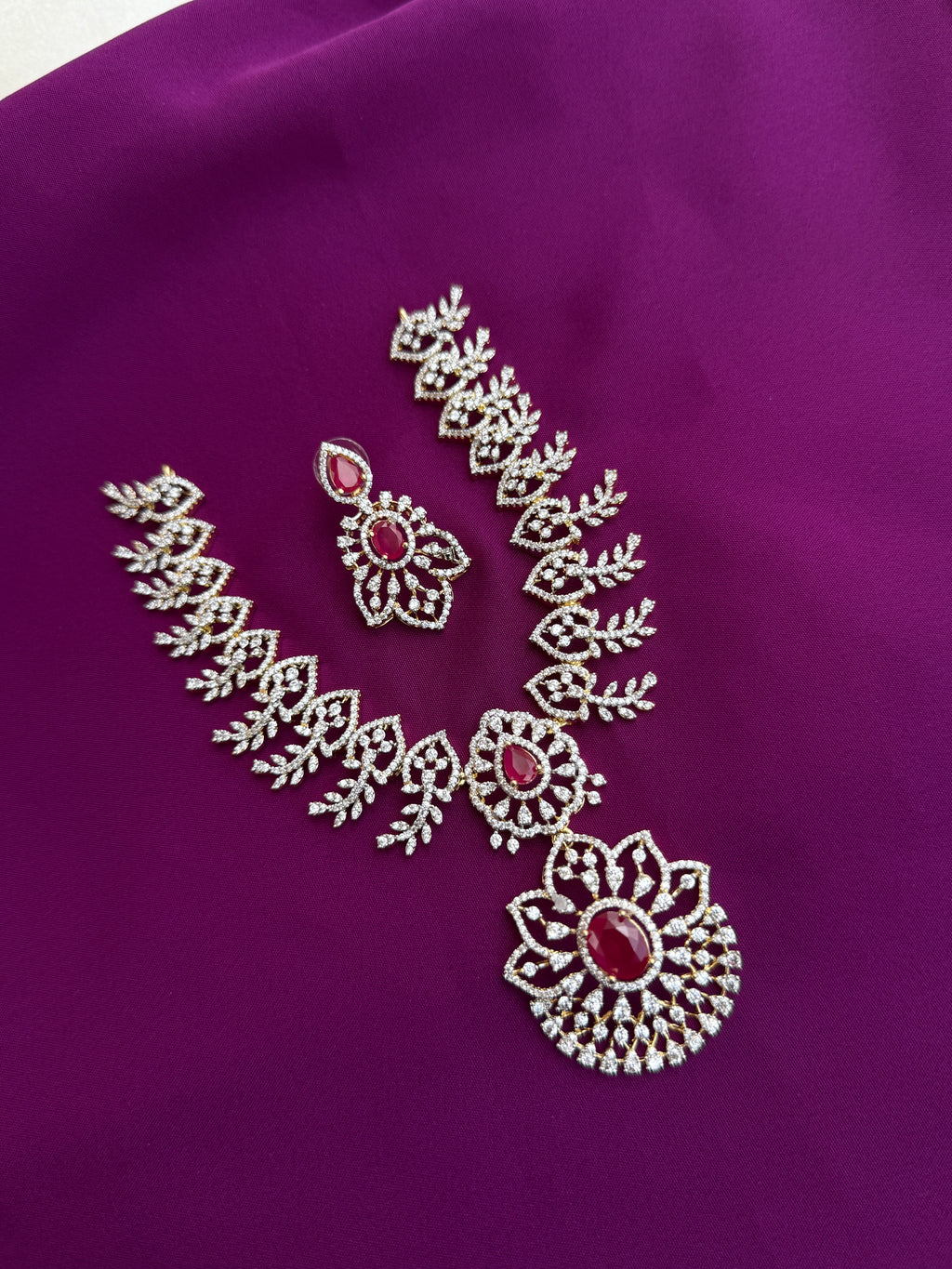 blossom diamond finish 2 in 1 Neckset with  removable pendant with earrings ns296