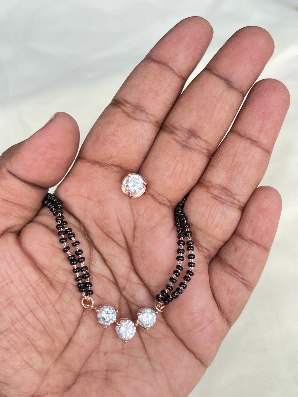 3 stone rosegold 2 lines short blackbeads bb1621