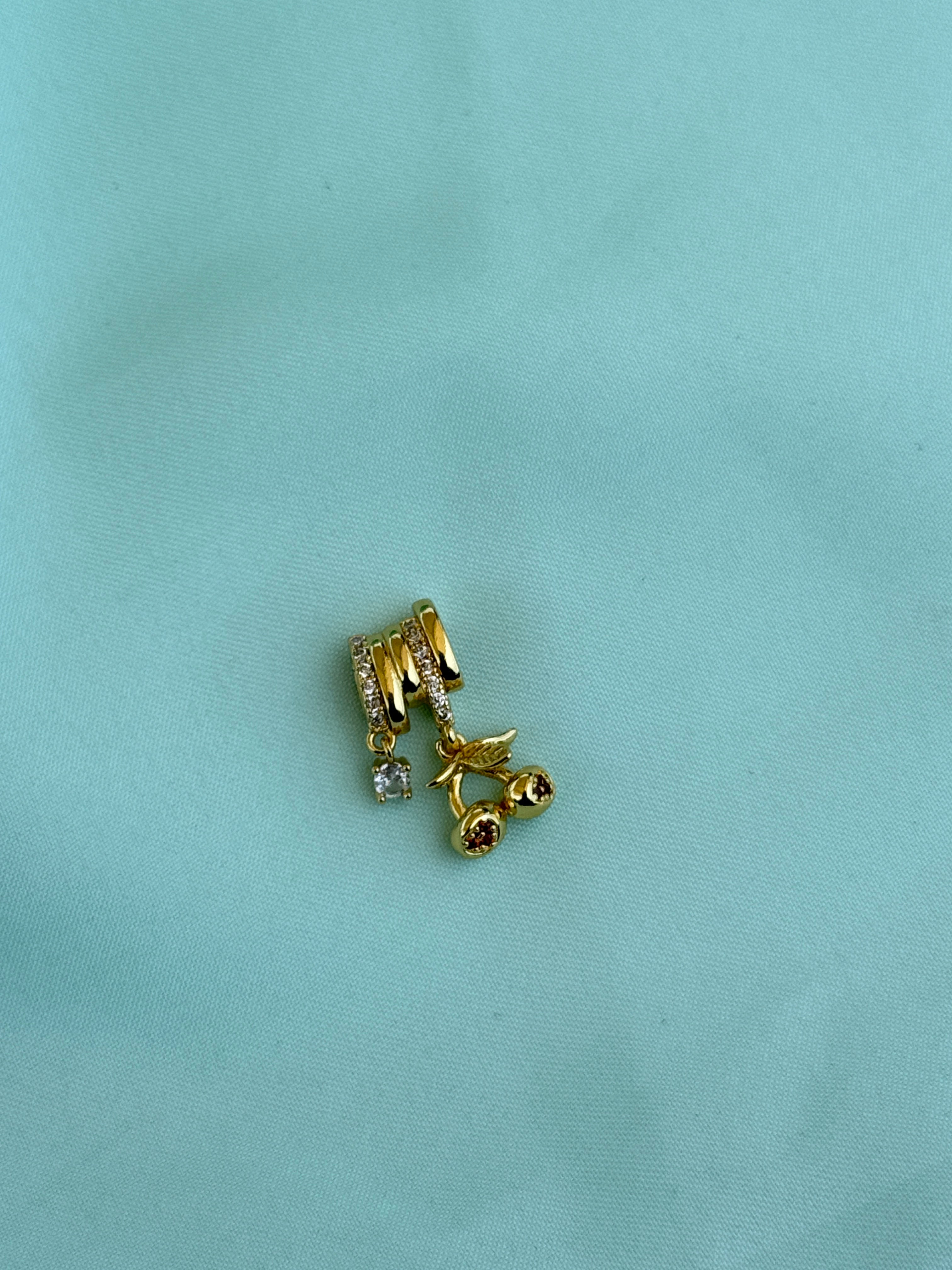 Al022 anti tarnish gold cherries charm (pendent)