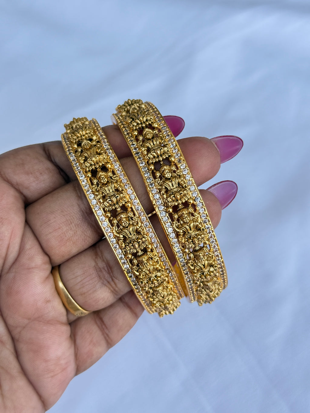 Sb101 Lakshmi Devi broad bangles