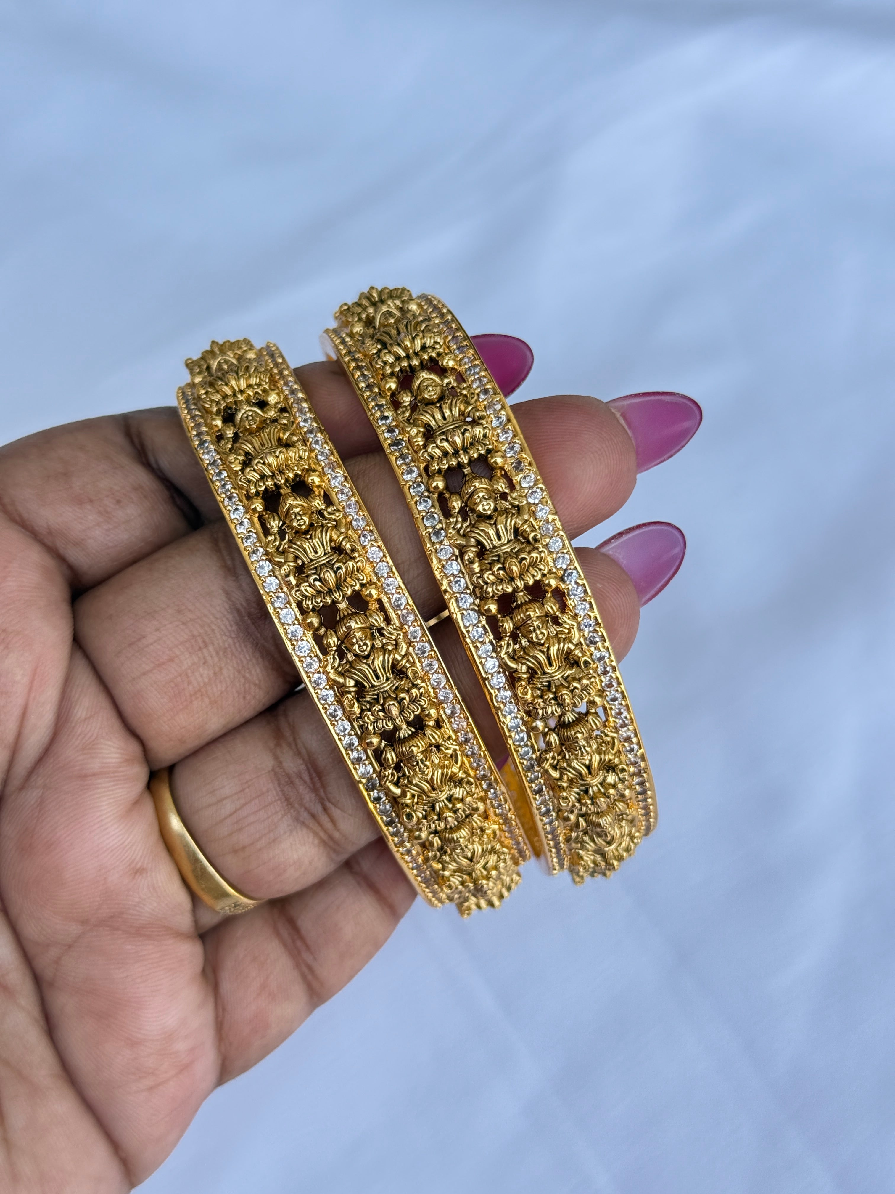 Sb101 Lakshmi Devi broad bangles
