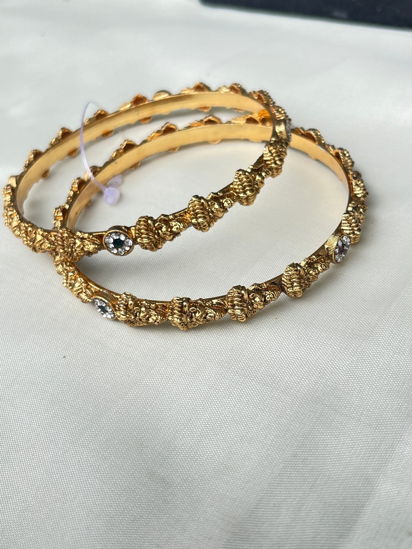 Simple Lakshmi Devi bangles sb501