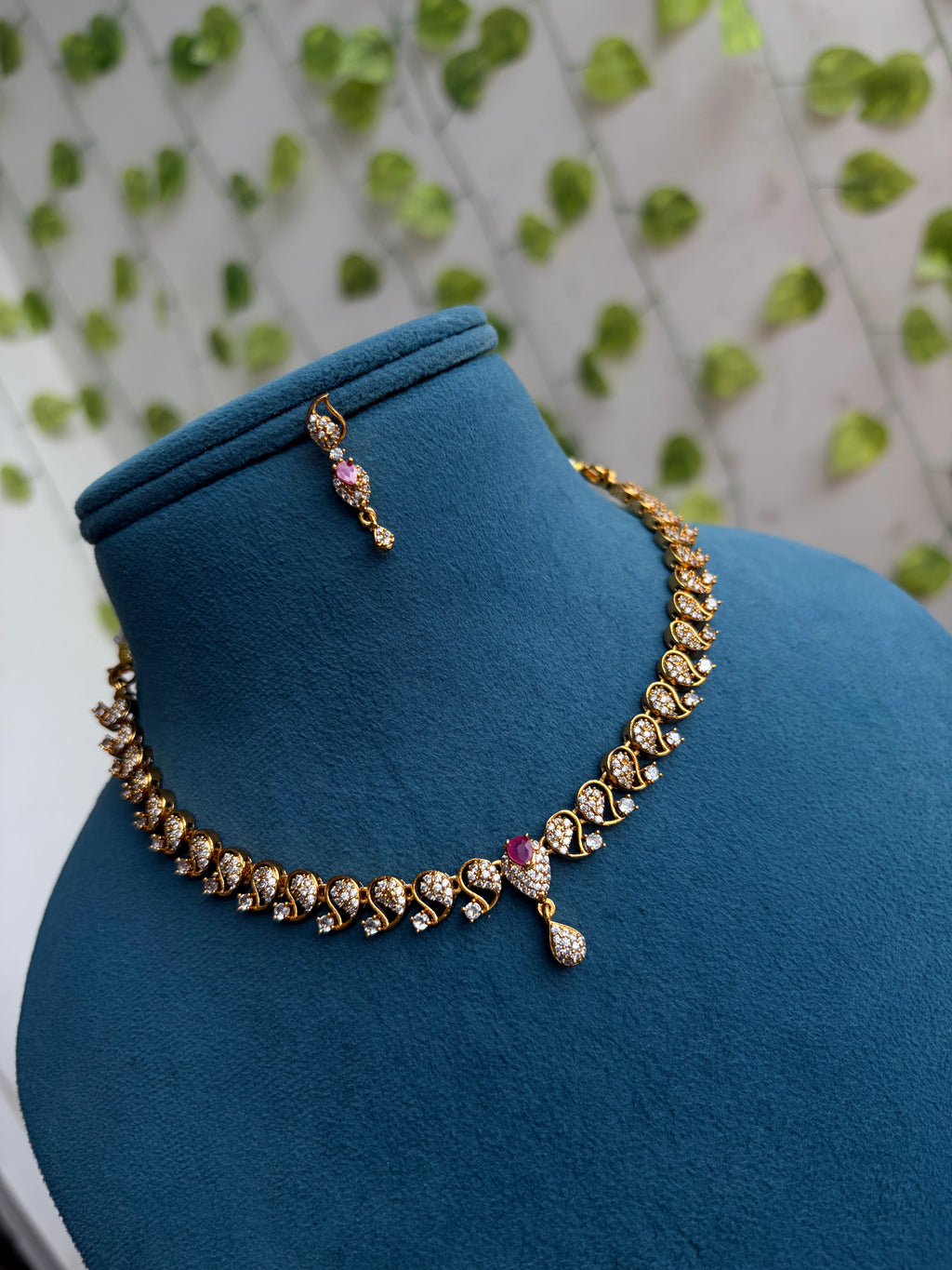 Ns832 stones design small drop short Neckset with earrings