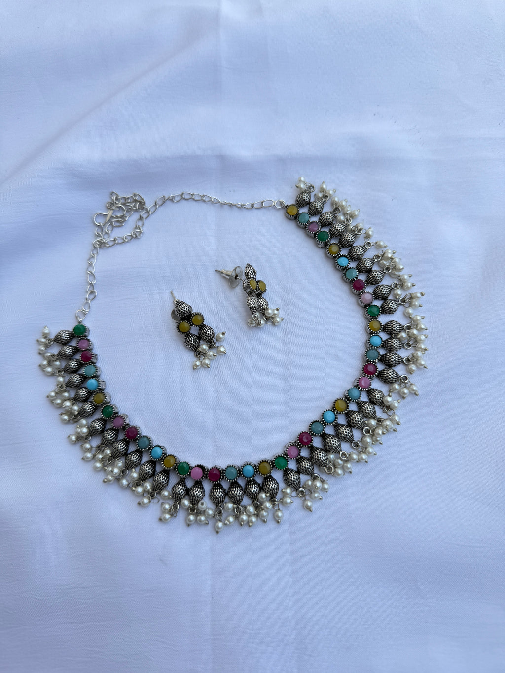 Ox100 multi pearl Oxidised neckset