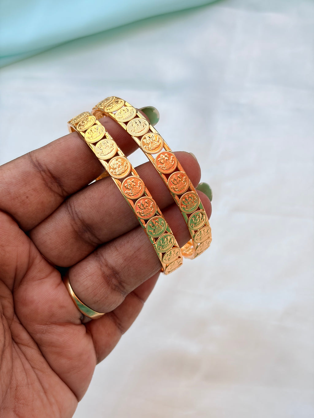 Lakshmidevi bangles sb700