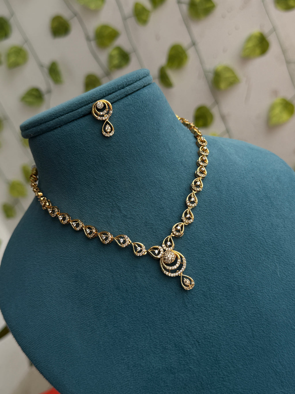 ns848  short neckset earrings
