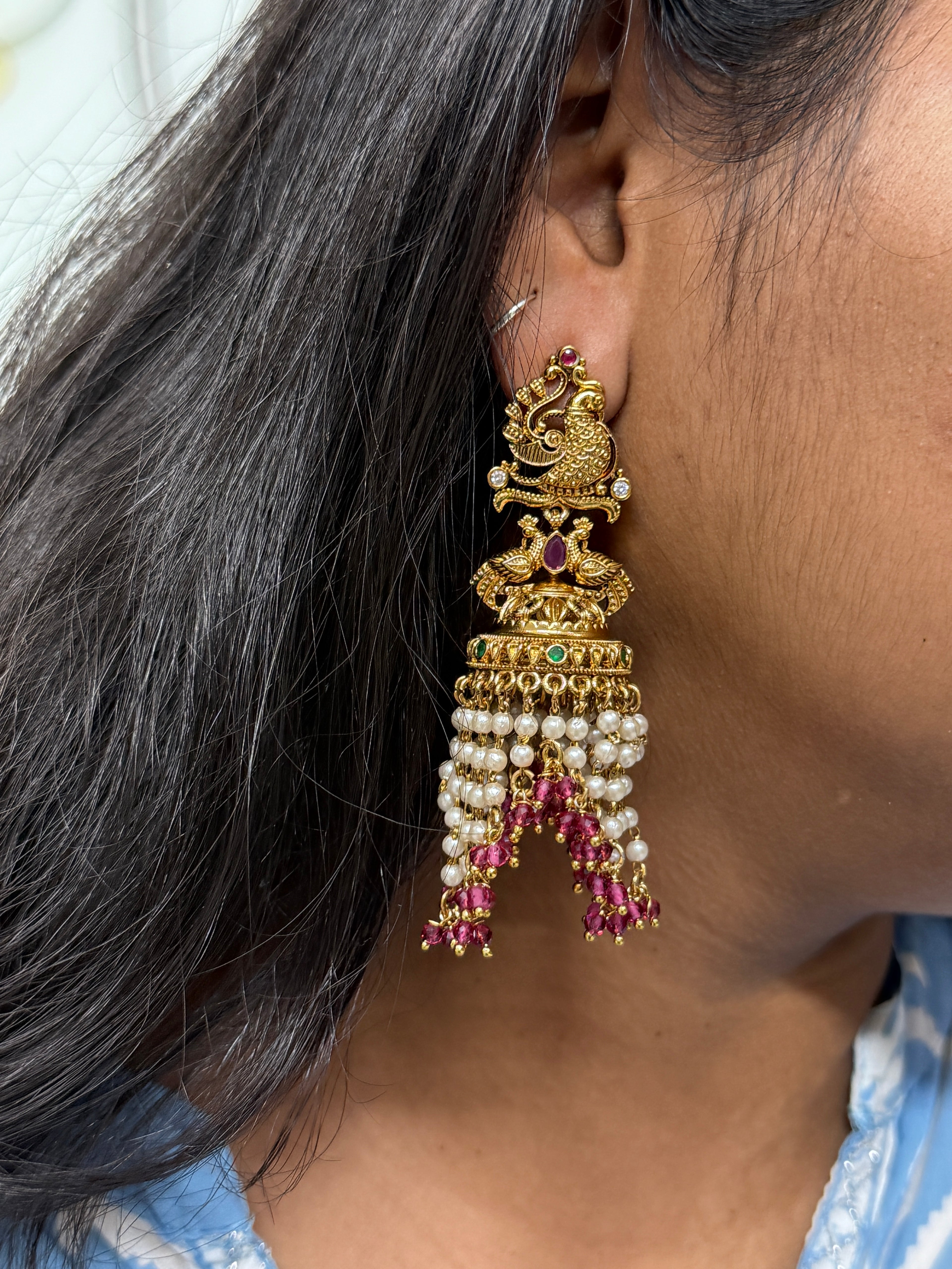 Er64 big peacock pearl butta Earrings