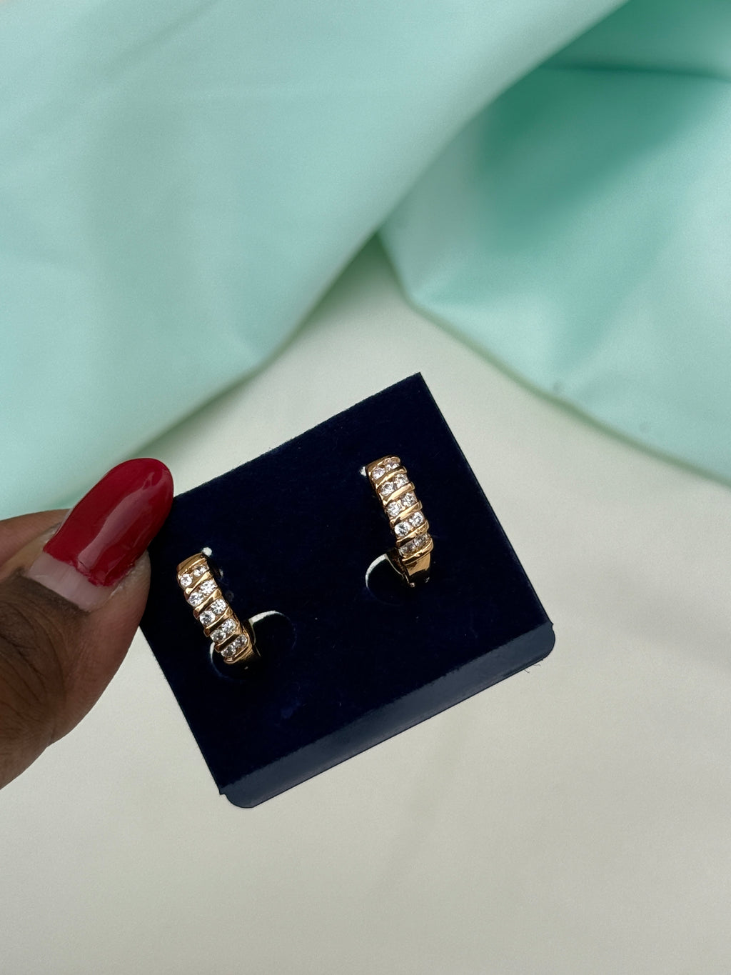 St082 anti tarnish hoops earrings