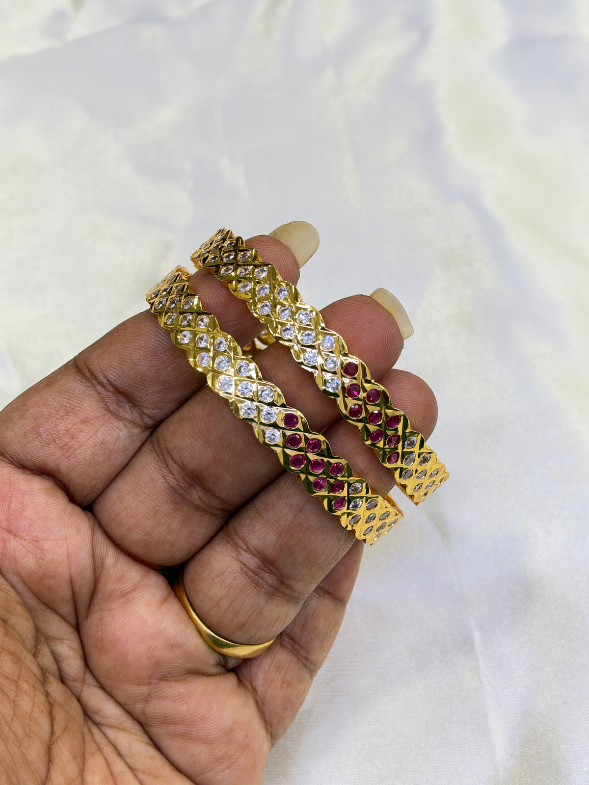 Ph822 Panchaloham polished stones bangles