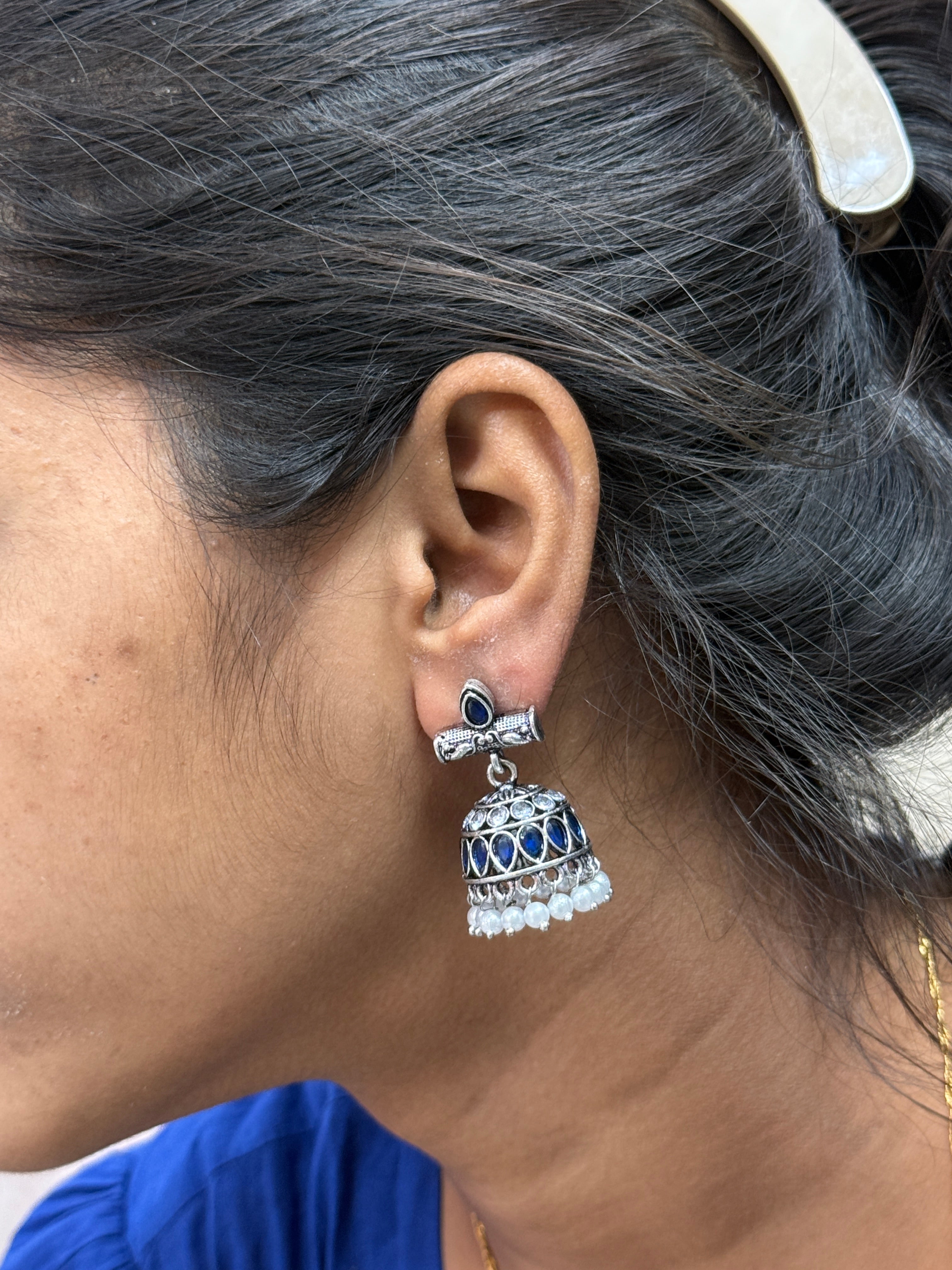 ER209 oxidised butta back push earrings