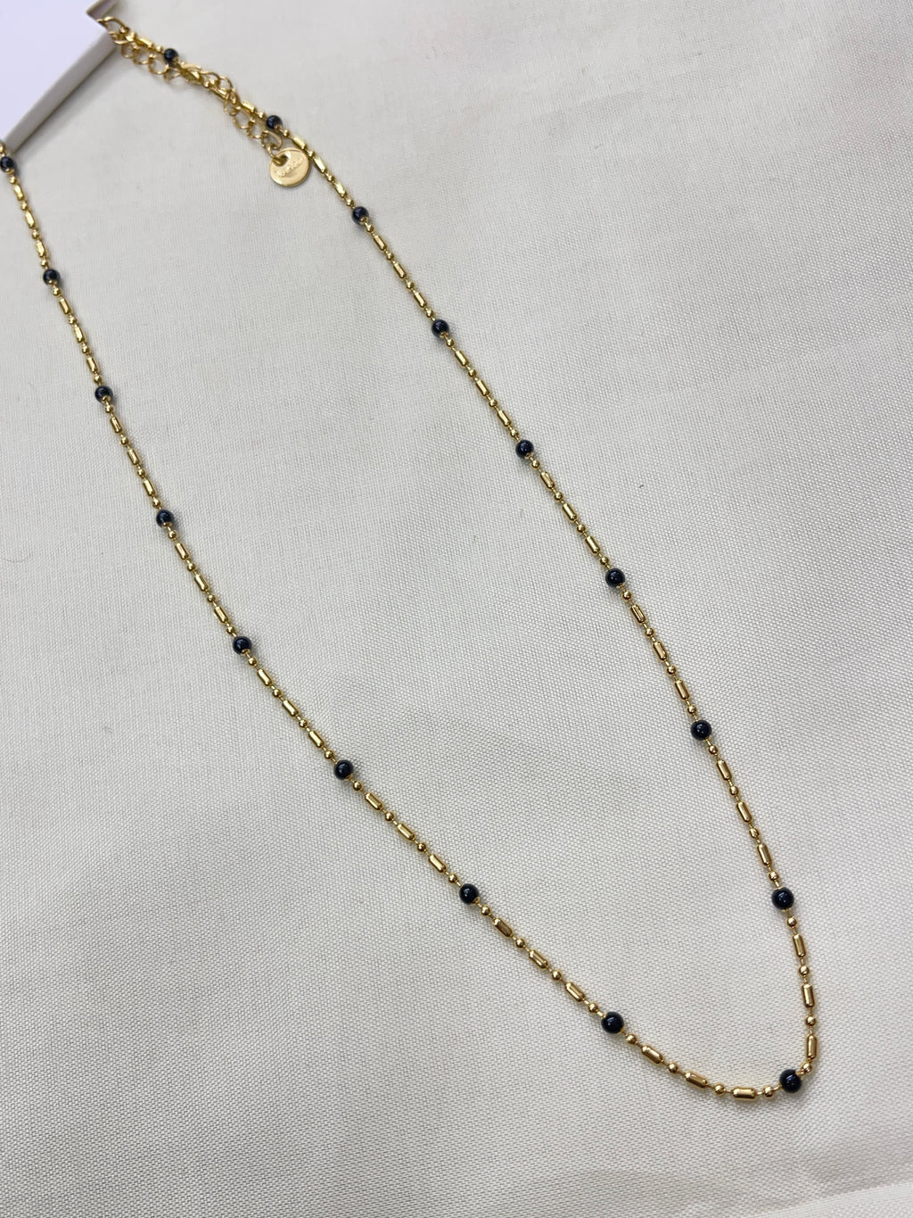 Blackbeads daily neckline