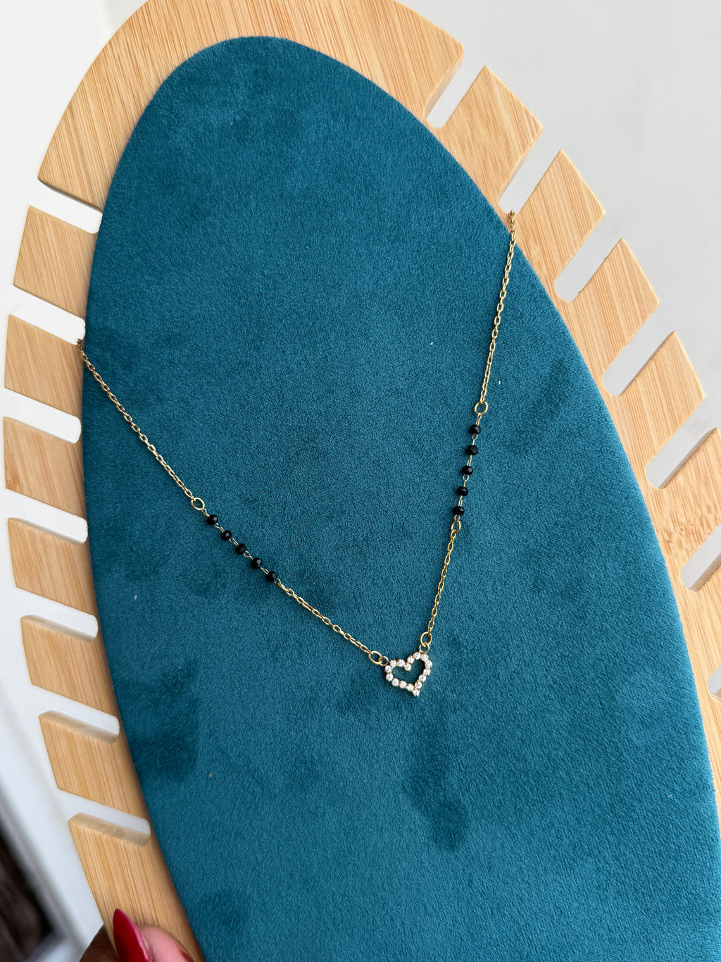 Bb115 heart anti tarnish black beads