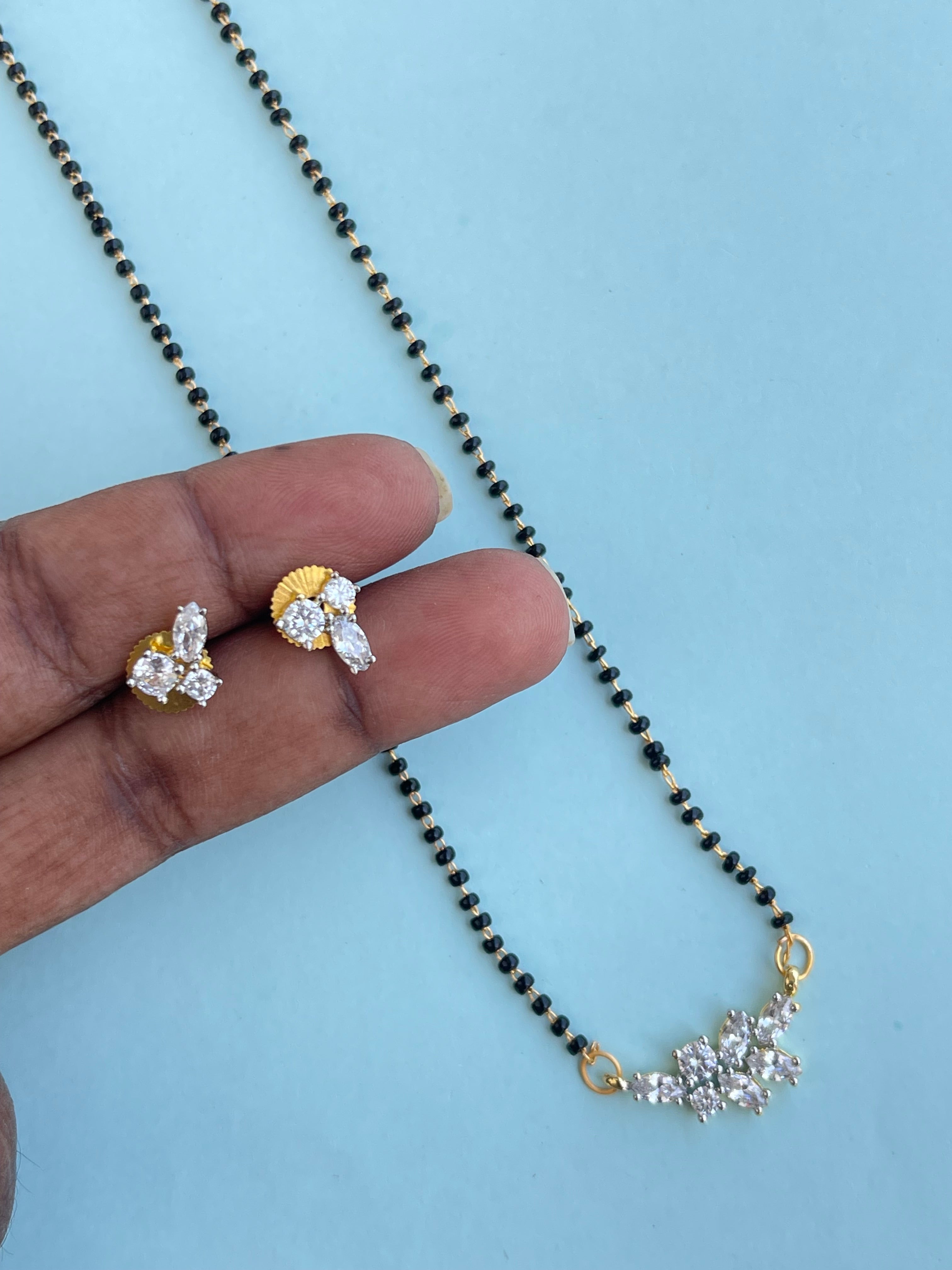 Simple petal diamond locket with earrings blackbeads (mangalsutra) bb500