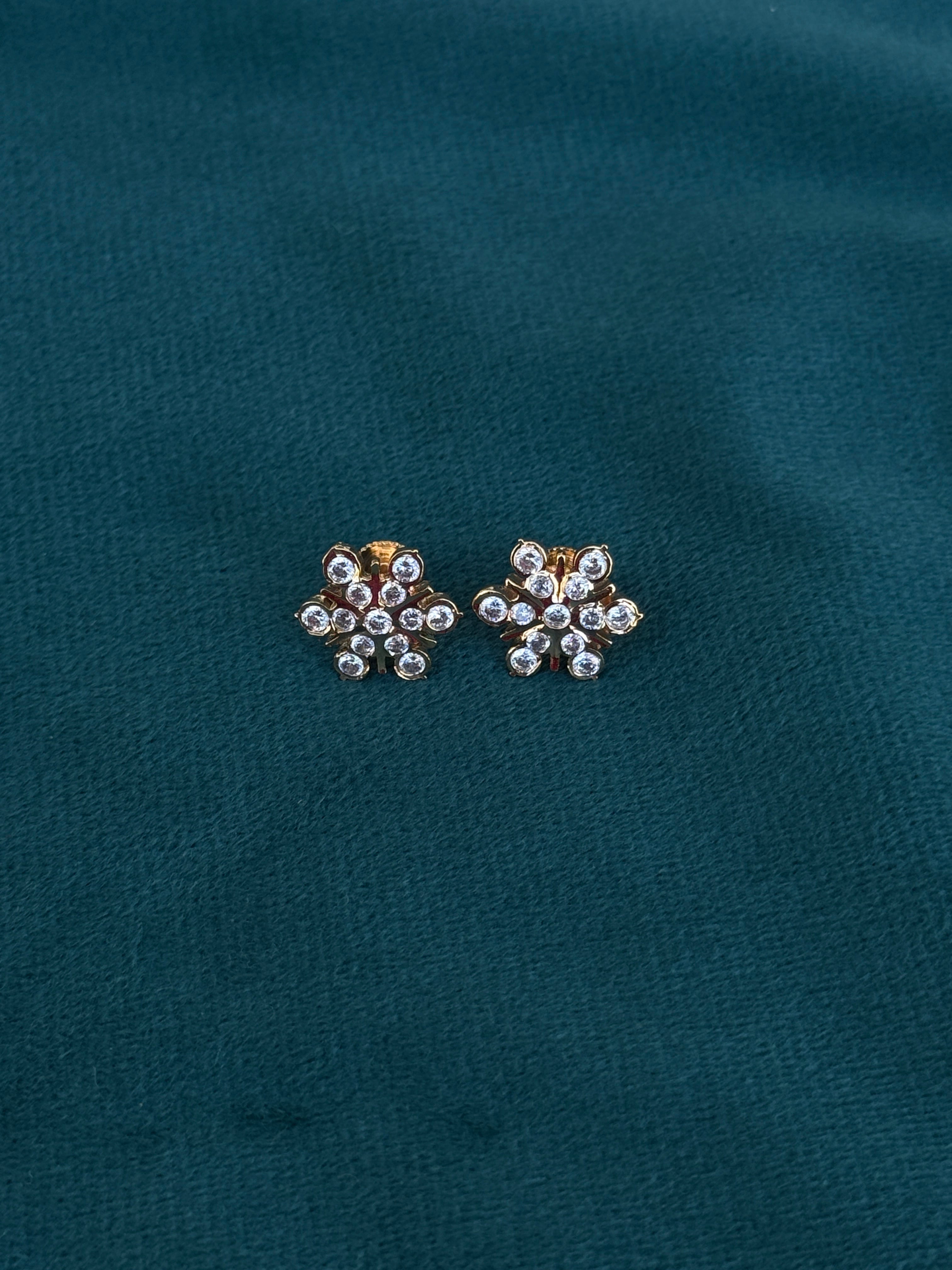 Ph015 panchaloham white stone studs