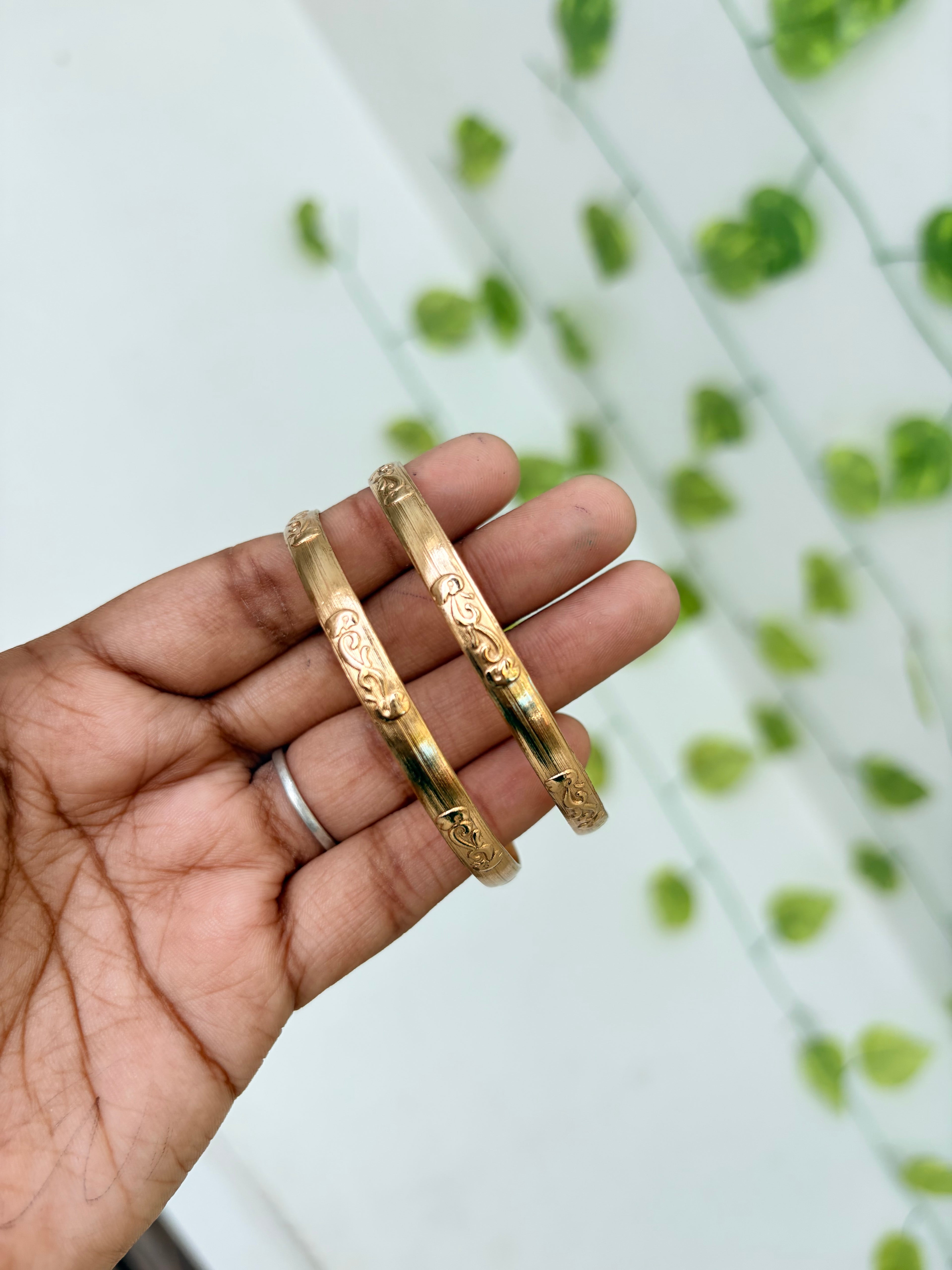 Unique design Unpolished Panchaloham daily wear bangles ph631