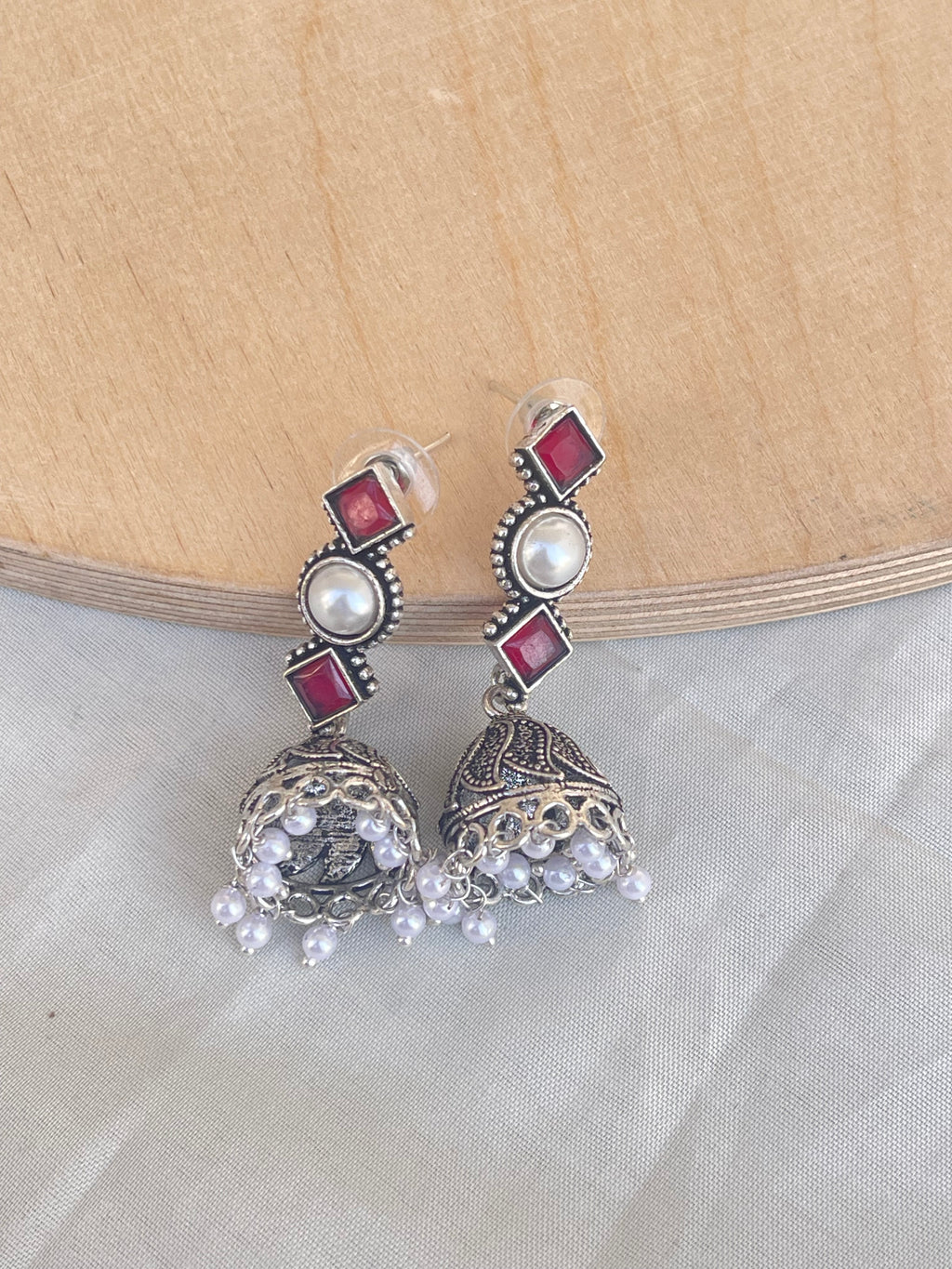 Lightweight pearl ruby green oxidised earrings