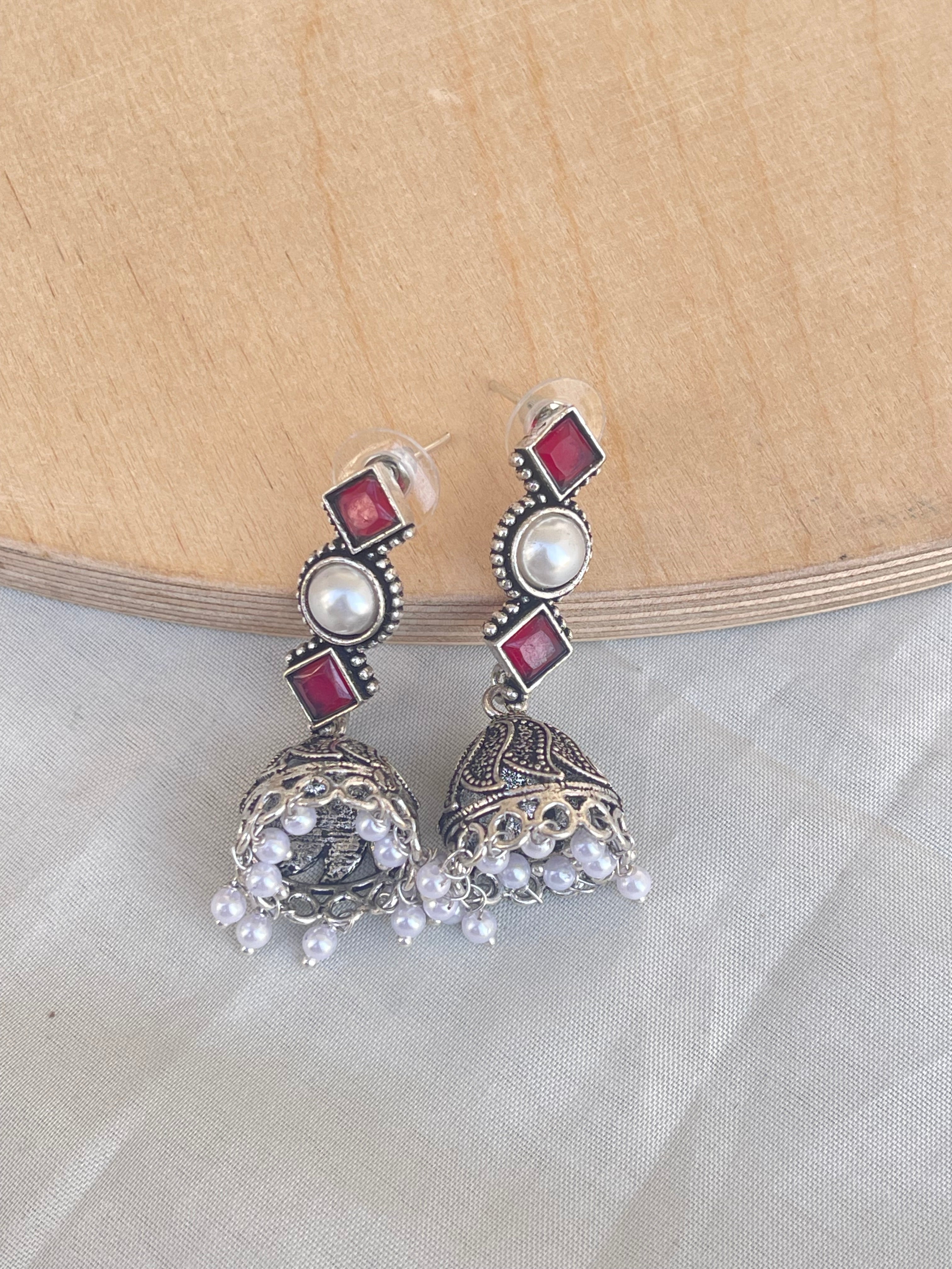 Lightweight pearl ruby green oxidised earrings